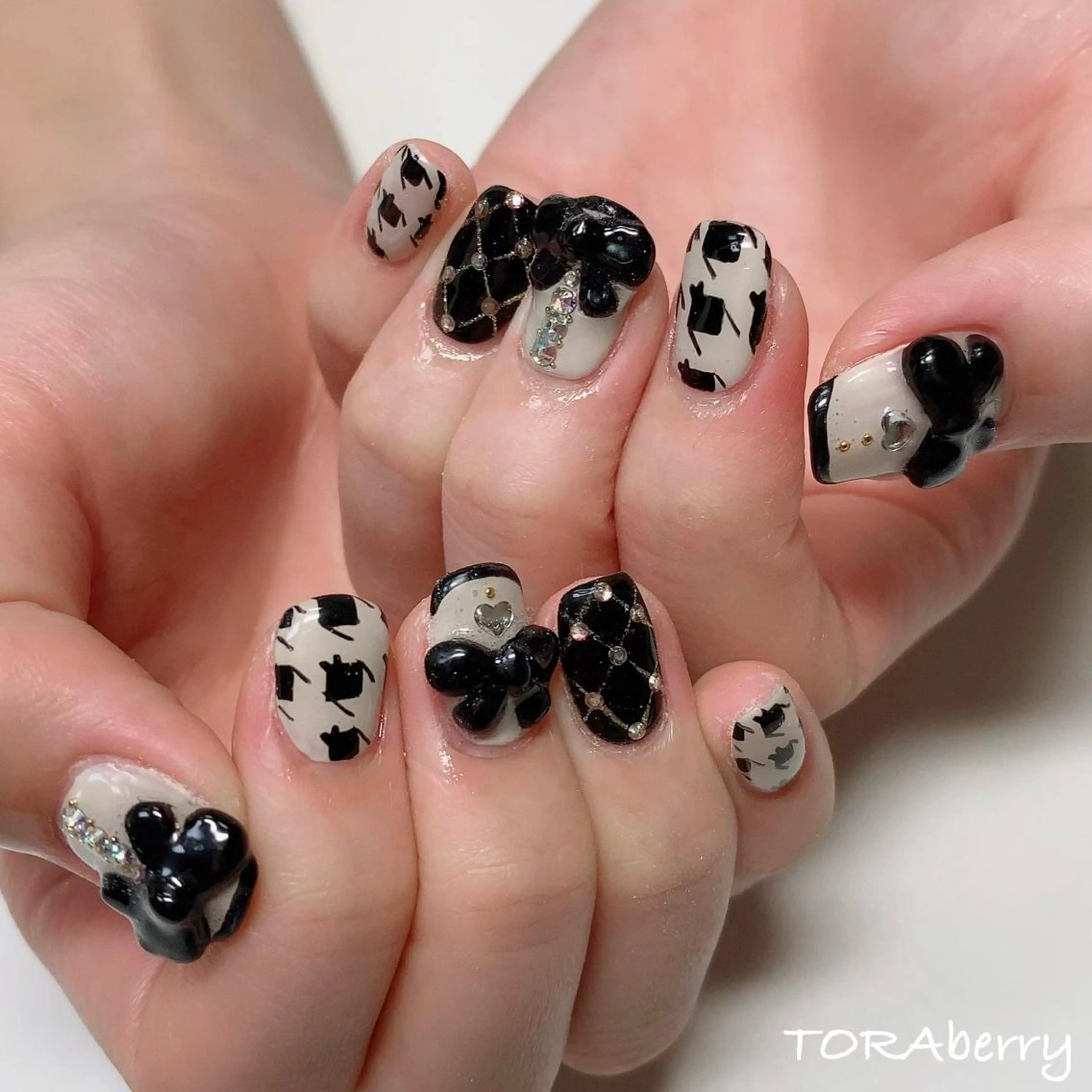 ネイル ハンドネイル ネイリスト なつみのネイルデザイン