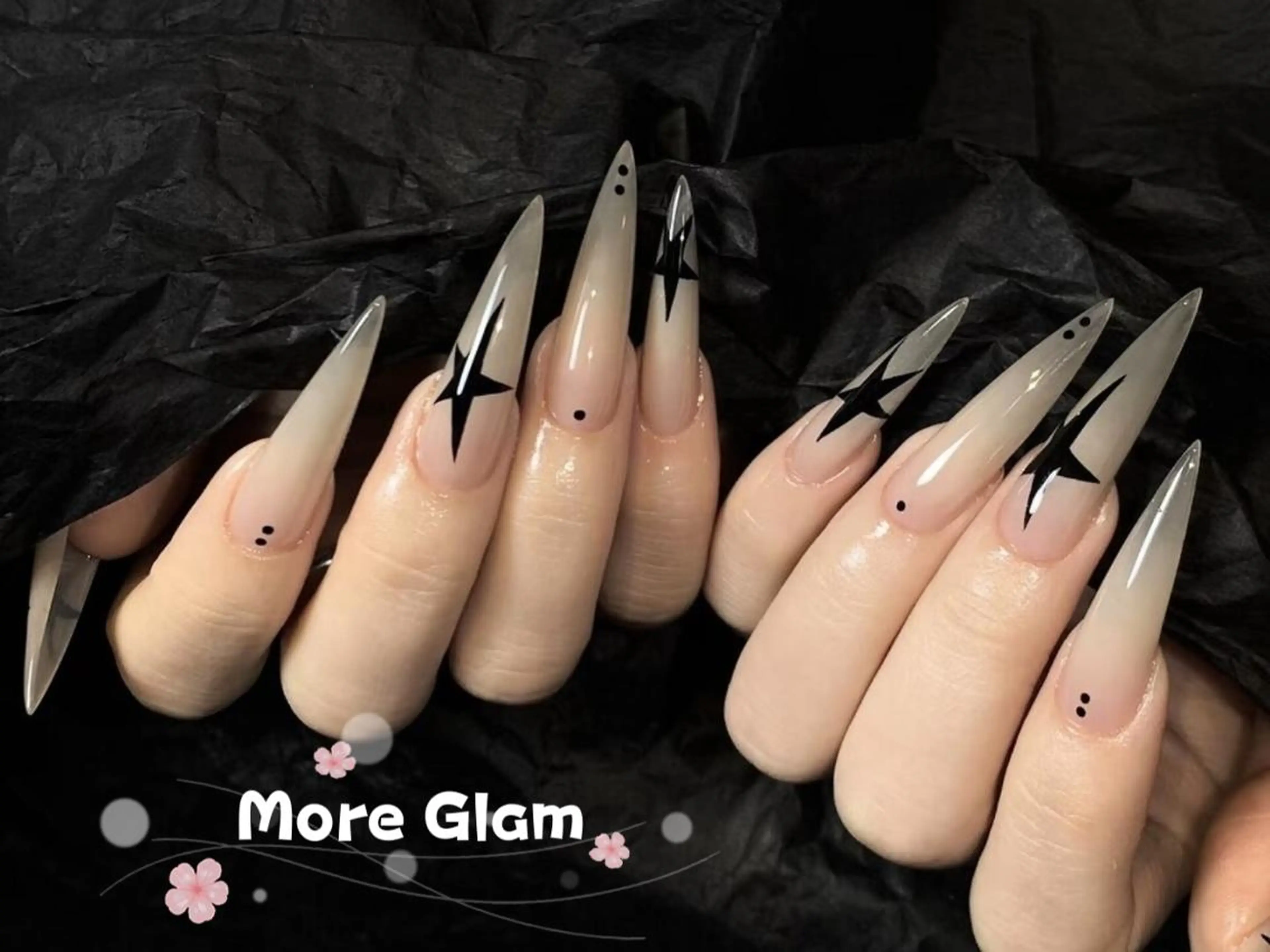 ネイル MoreGlam ネイルのネイルデザイン