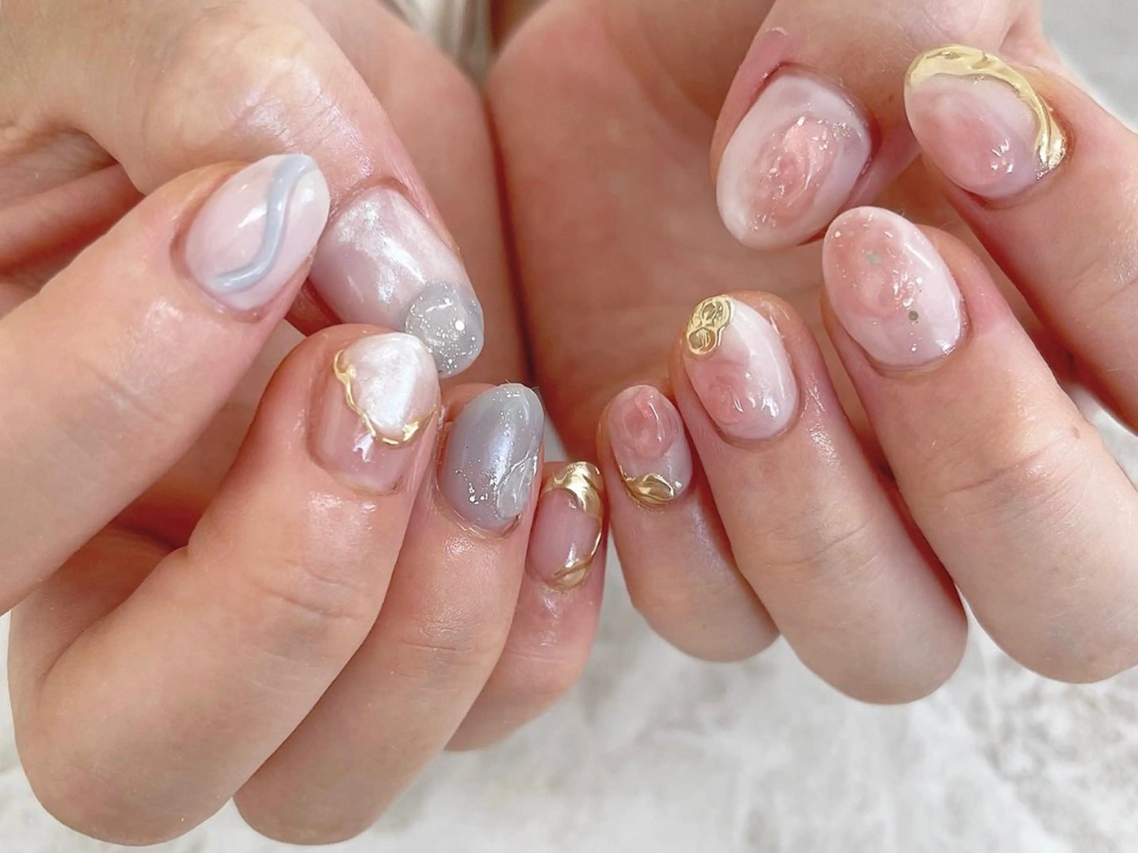 ネイル essence所属・pétit maakoのネイルデザイン