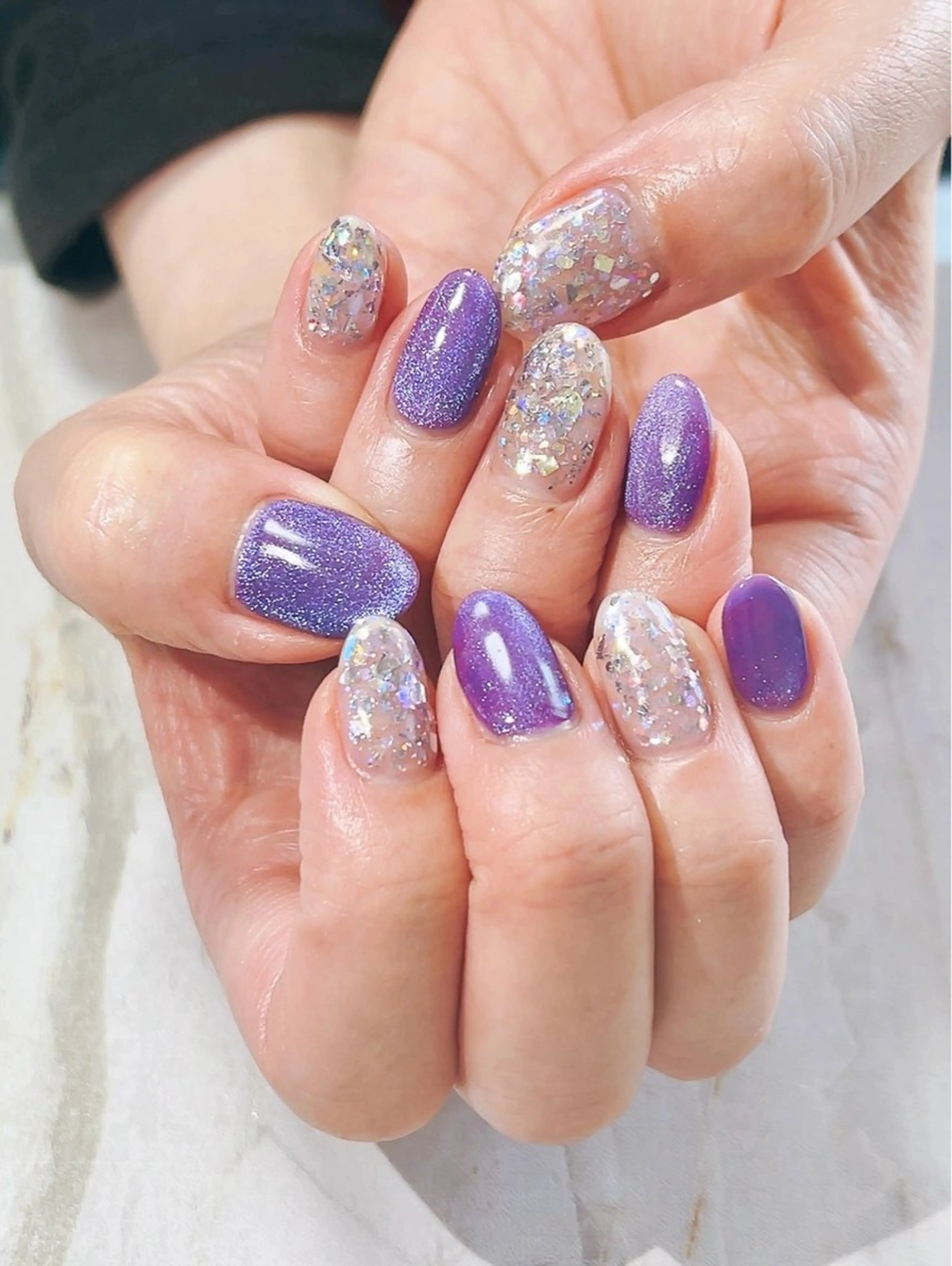 ネイル ブルー ラメ(グリッター) マグネットネイル ワンカラーネイル パープル ハンドネイル 岩澤 恵子のネイルデザイン