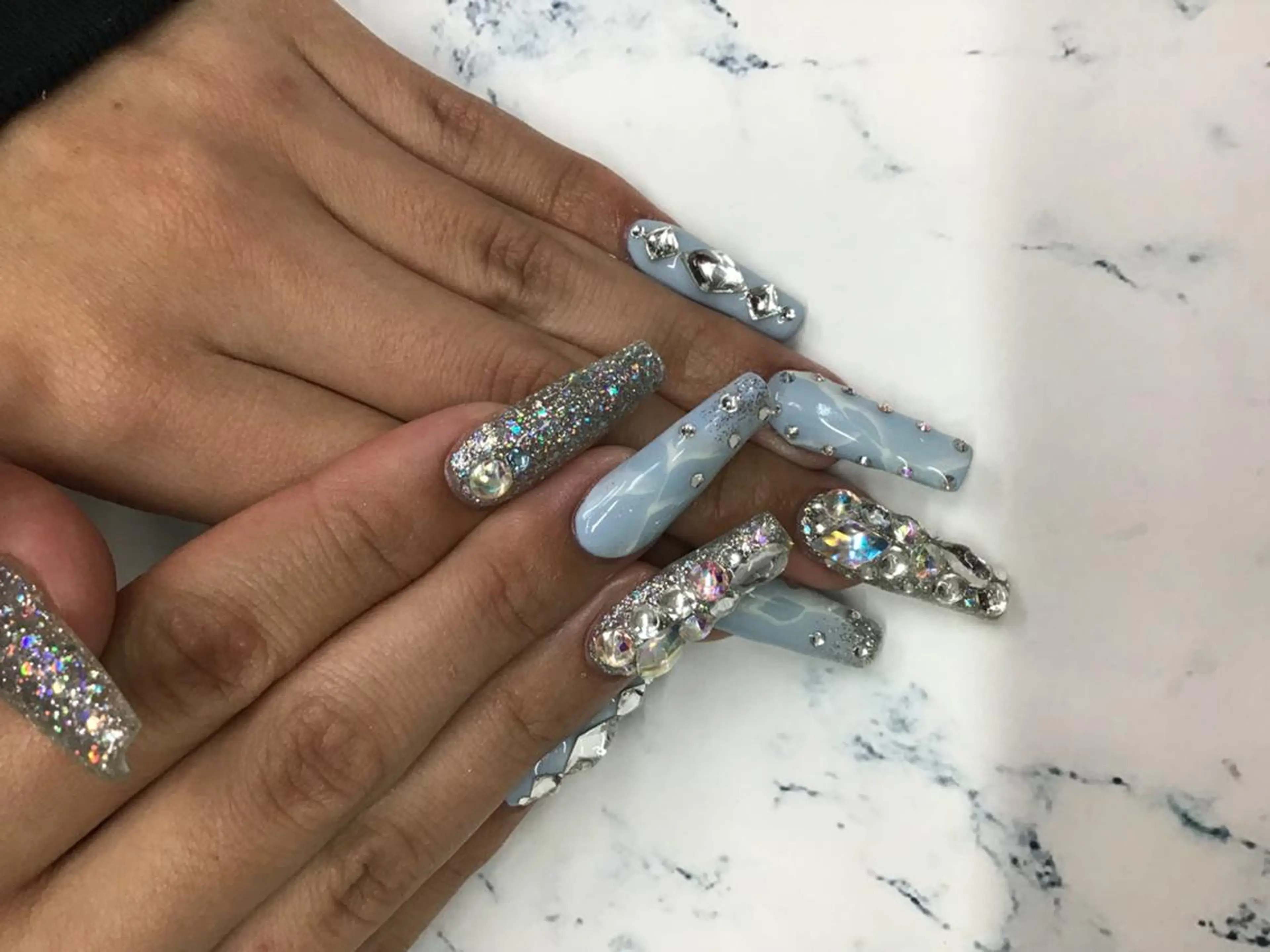 ネイル キャンアイドレッシー 海老名のネイルデザイン