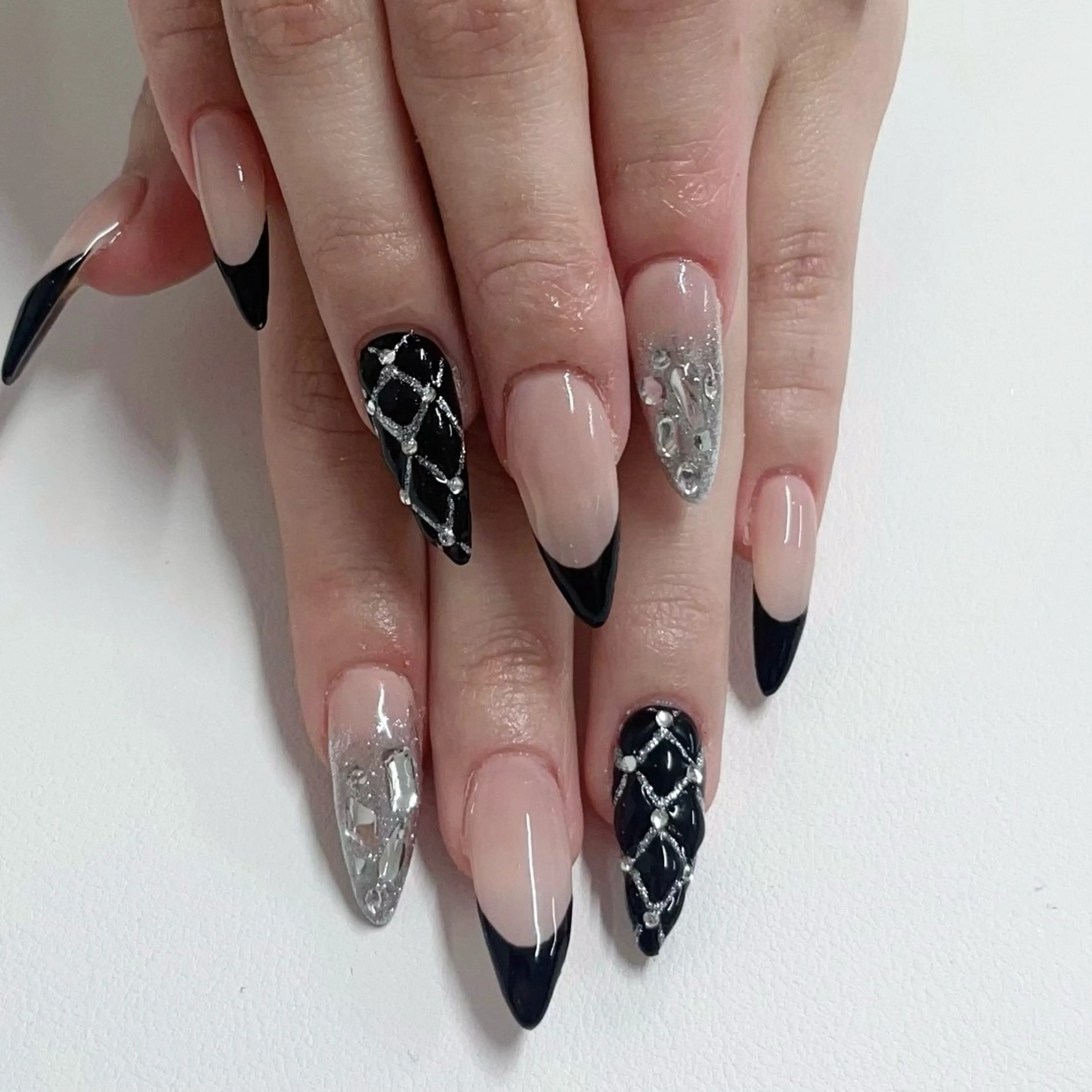 ネイル ハンドネイル Riran♡ Moeのマツエク・マツパデザイン