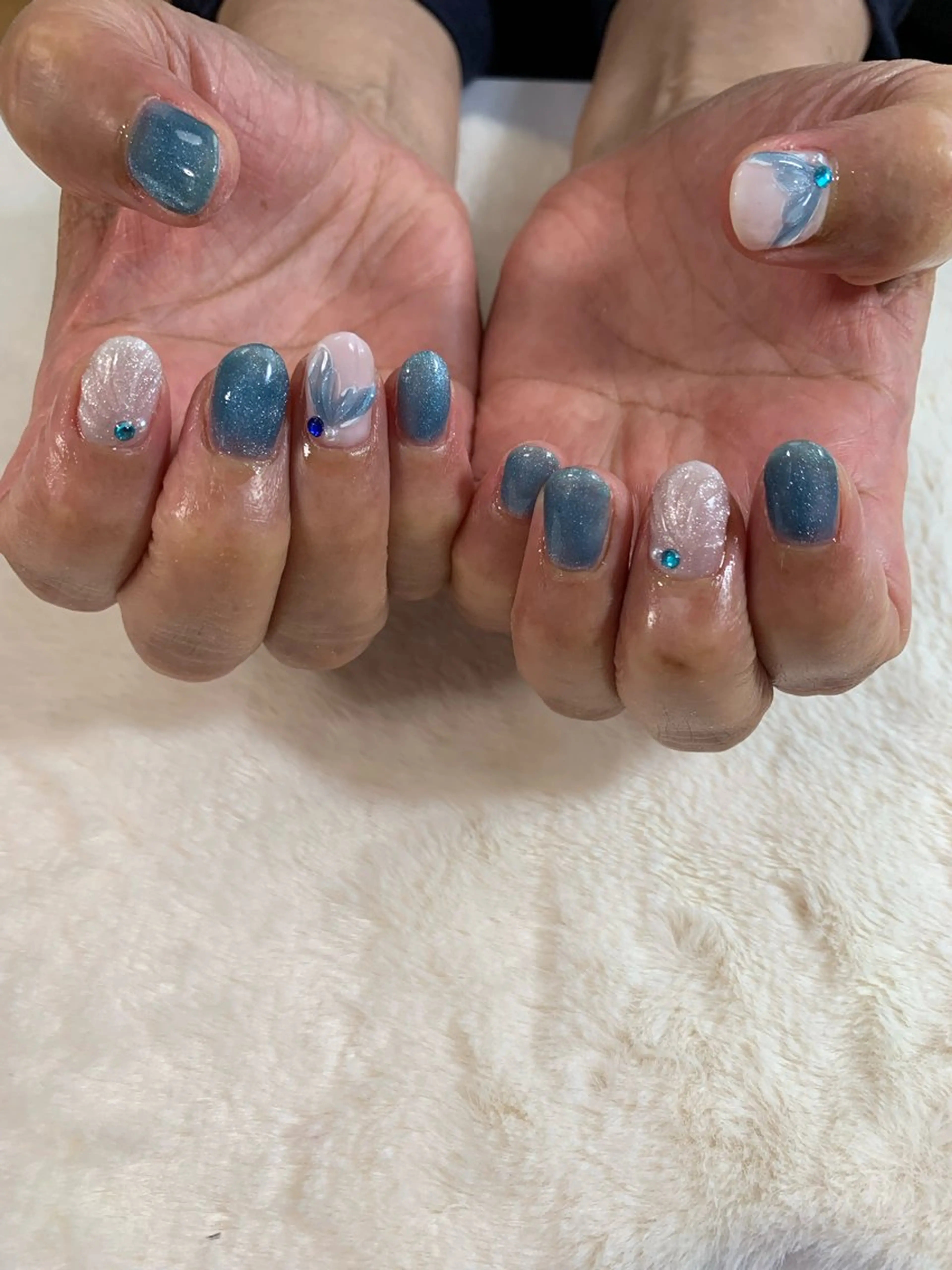 持ち込みデザイン💅4本アートまで💅の写真