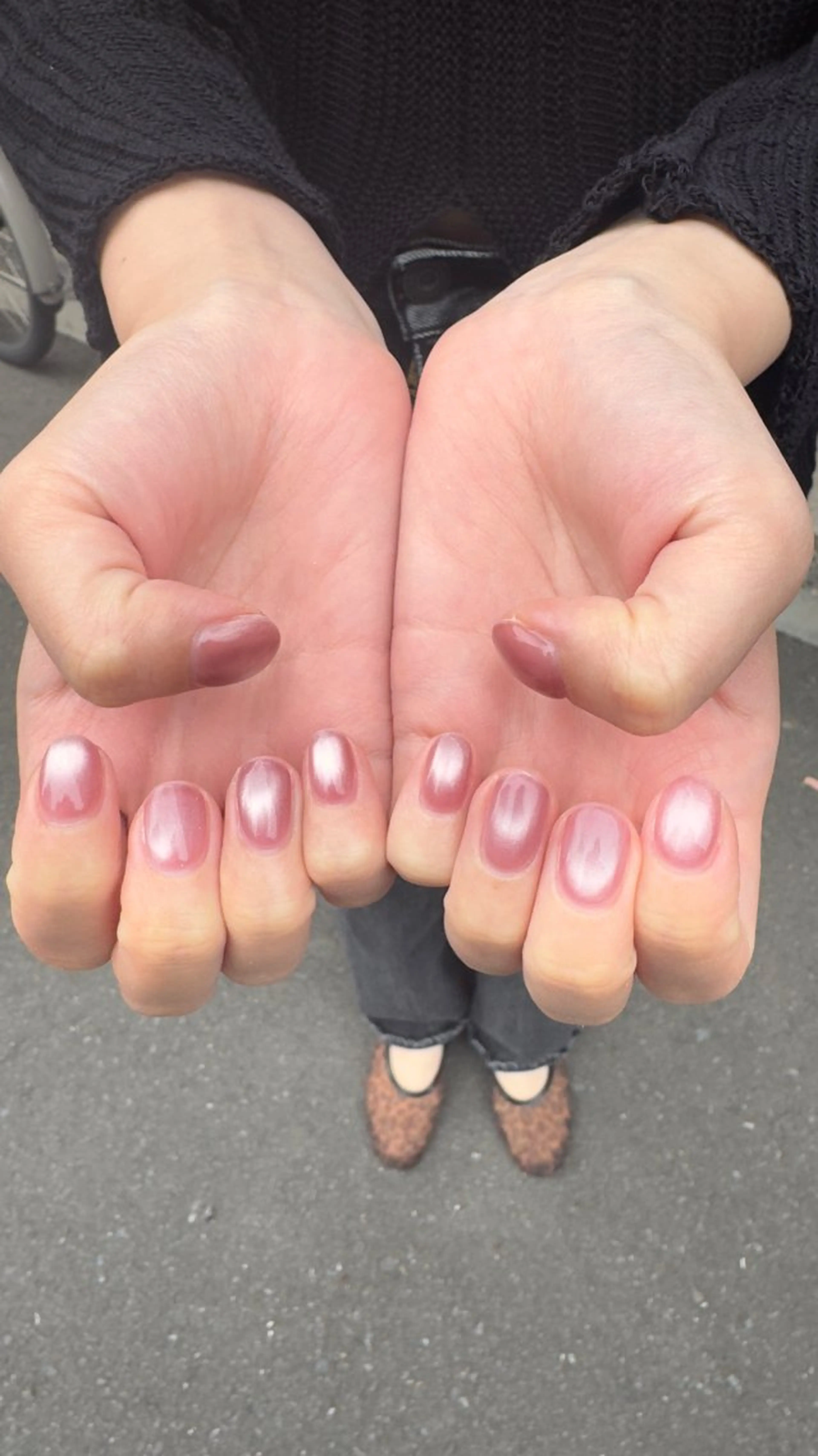 ネイル フラッシュネイル ホログラムネイル 韓国ネイル ラメ(グリッター) ラメグラデーション ハンドネイル MH_ Nailのネイルデザイン