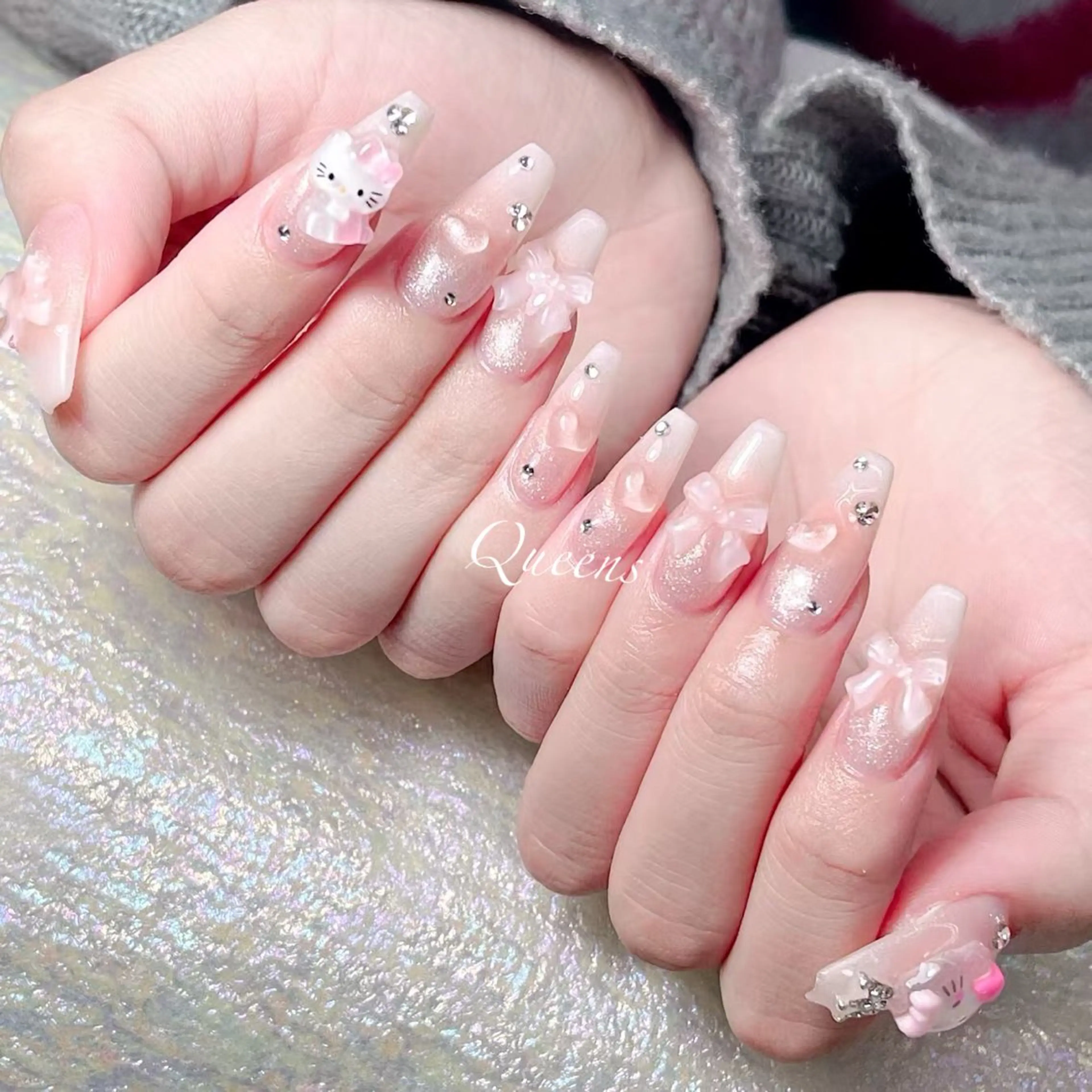 ネイル ハンドネイル Queens テイのネイルデザイン