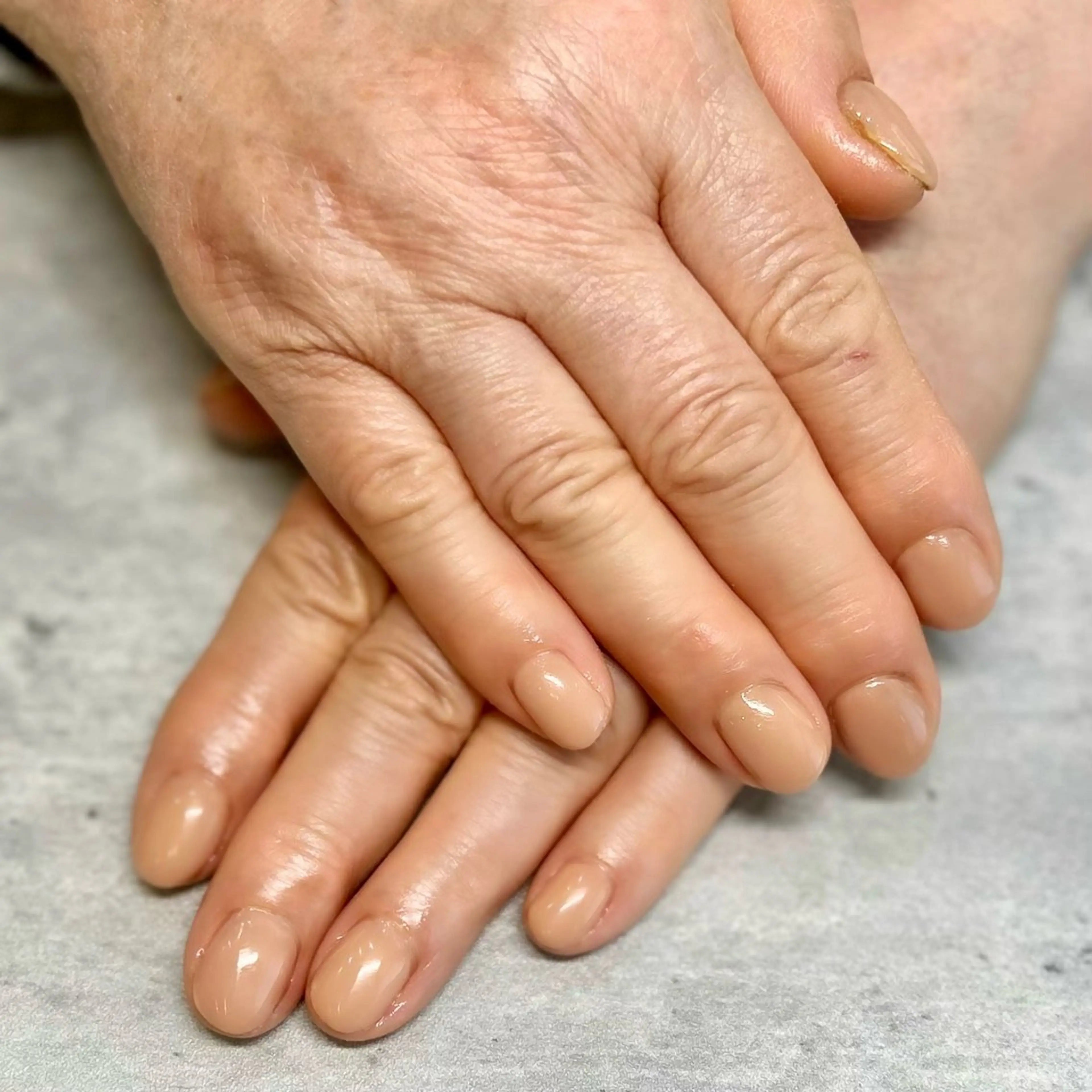 ネイル オレンジ ハンドネイル 山下 比波のネイルデザイン