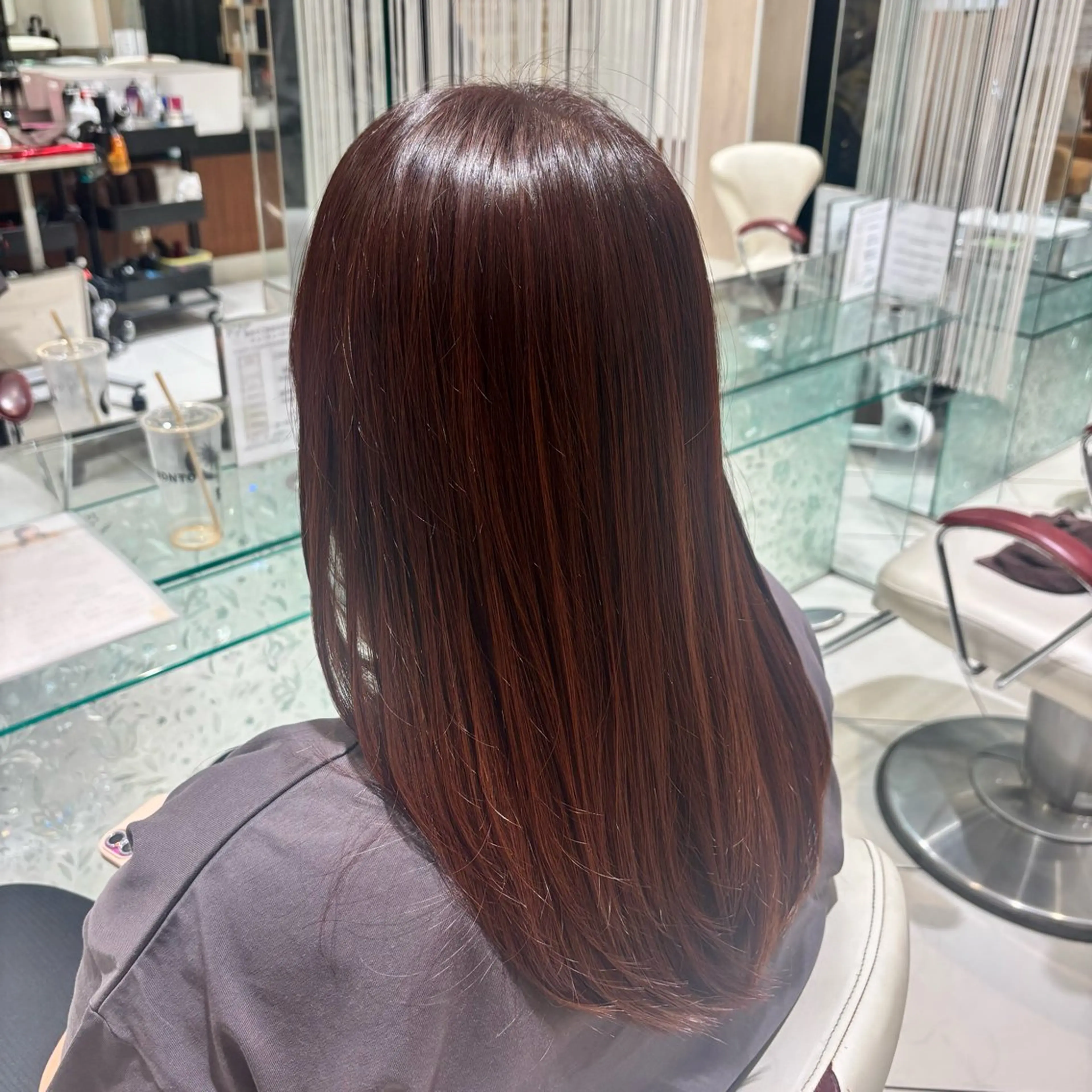 ロング EARTH 中水   怜奈のヘアスタイル