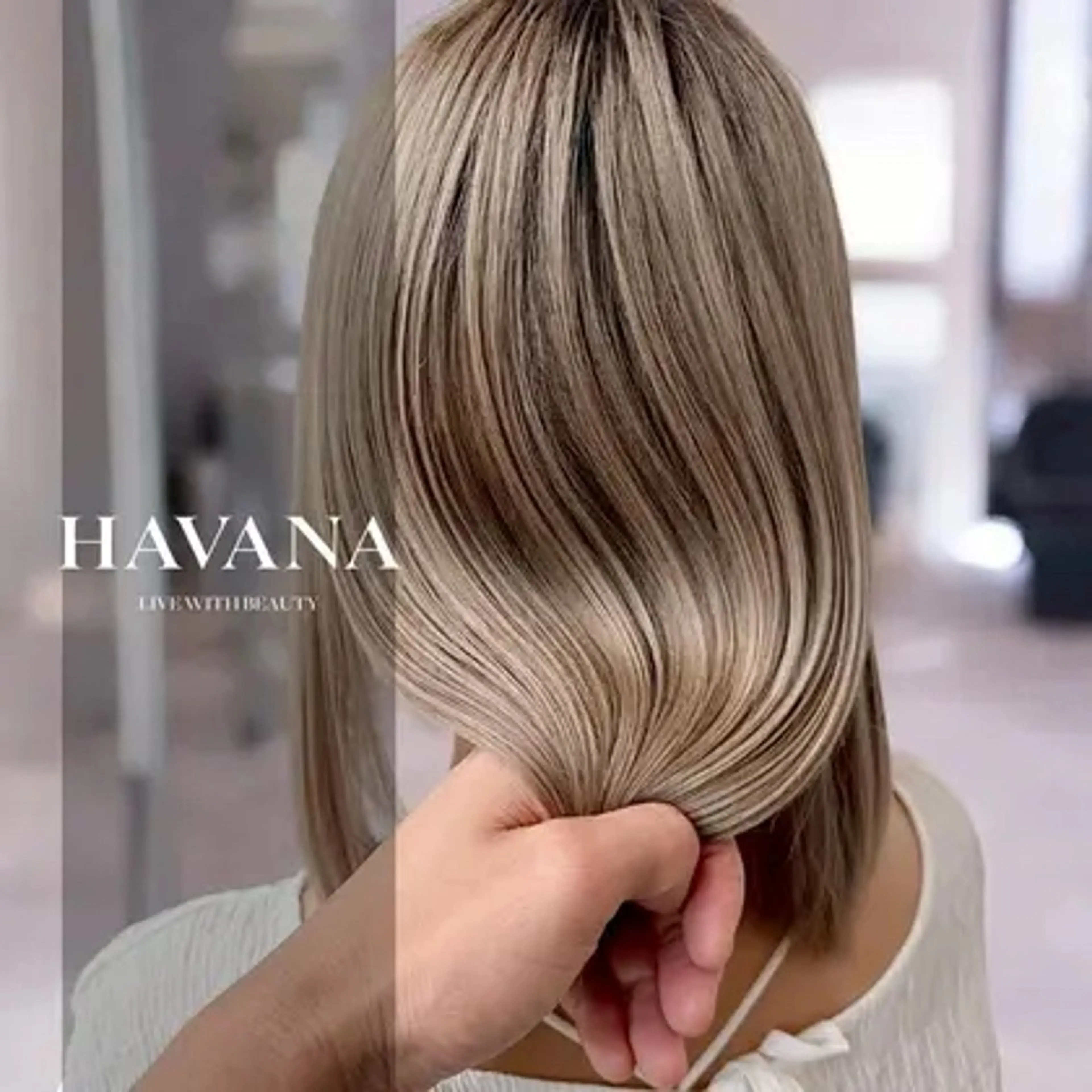 ミディアム カラー 原宿/韓国/髪質改善 /レイヤー/ボブのヘアスタイル