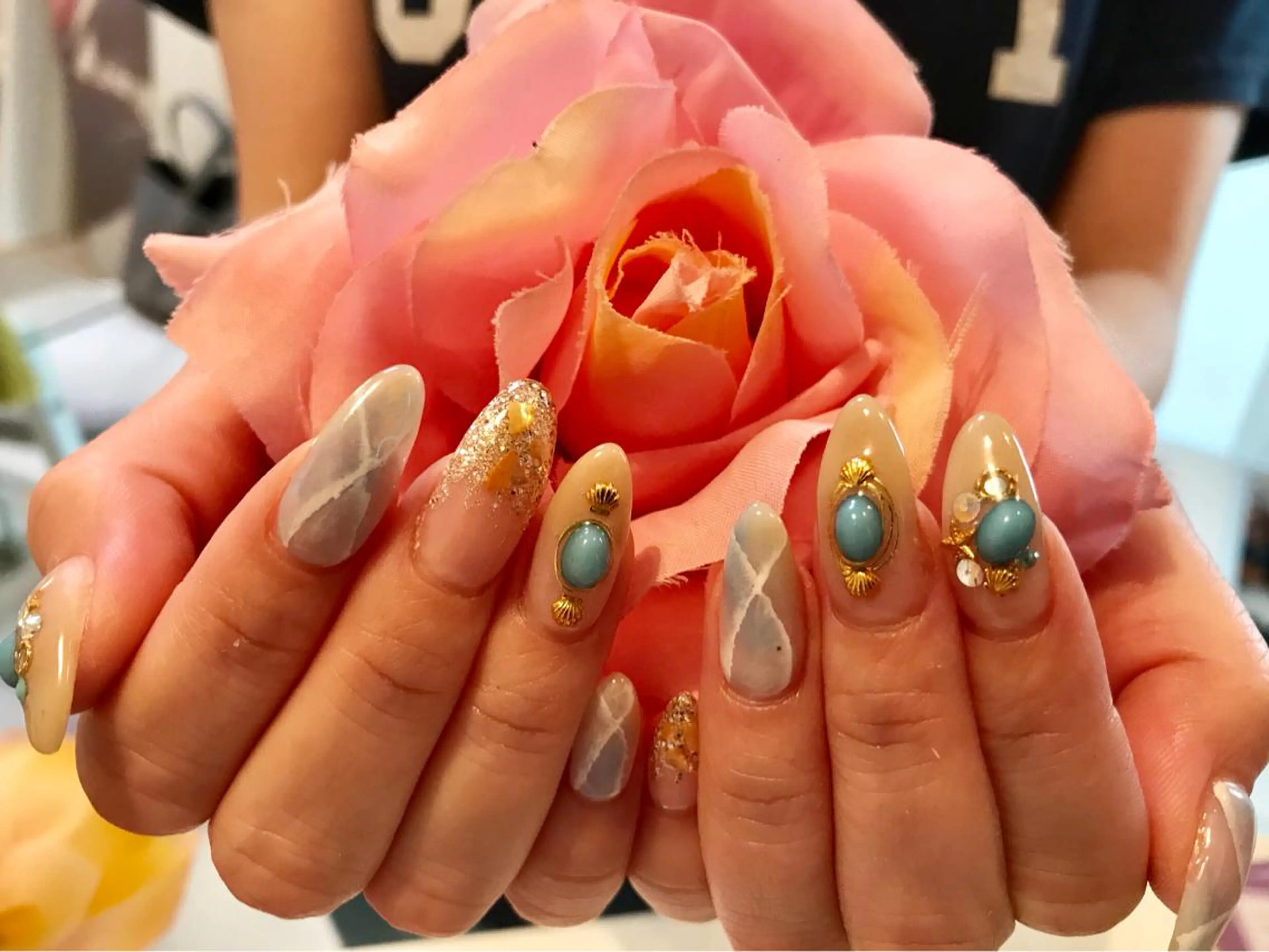 ネイル ♡ビジュール♡ NAIL &まつ毛のマツエク・マツパデザイン