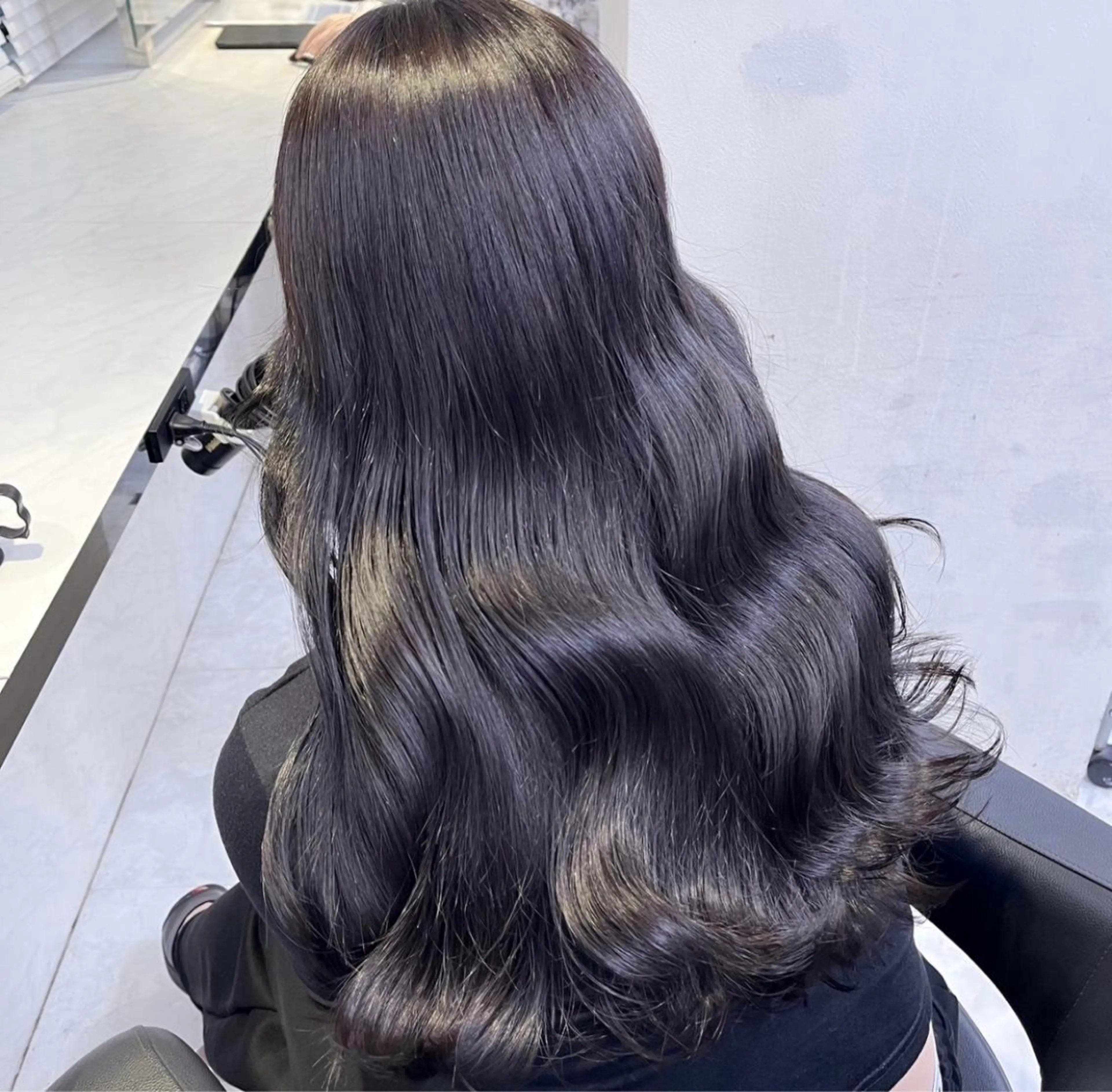 ロング カット ヘアカラー トリートメント 韓国ヘア/ブリーチ無 しWカラー/オリーブのヘアスタイル