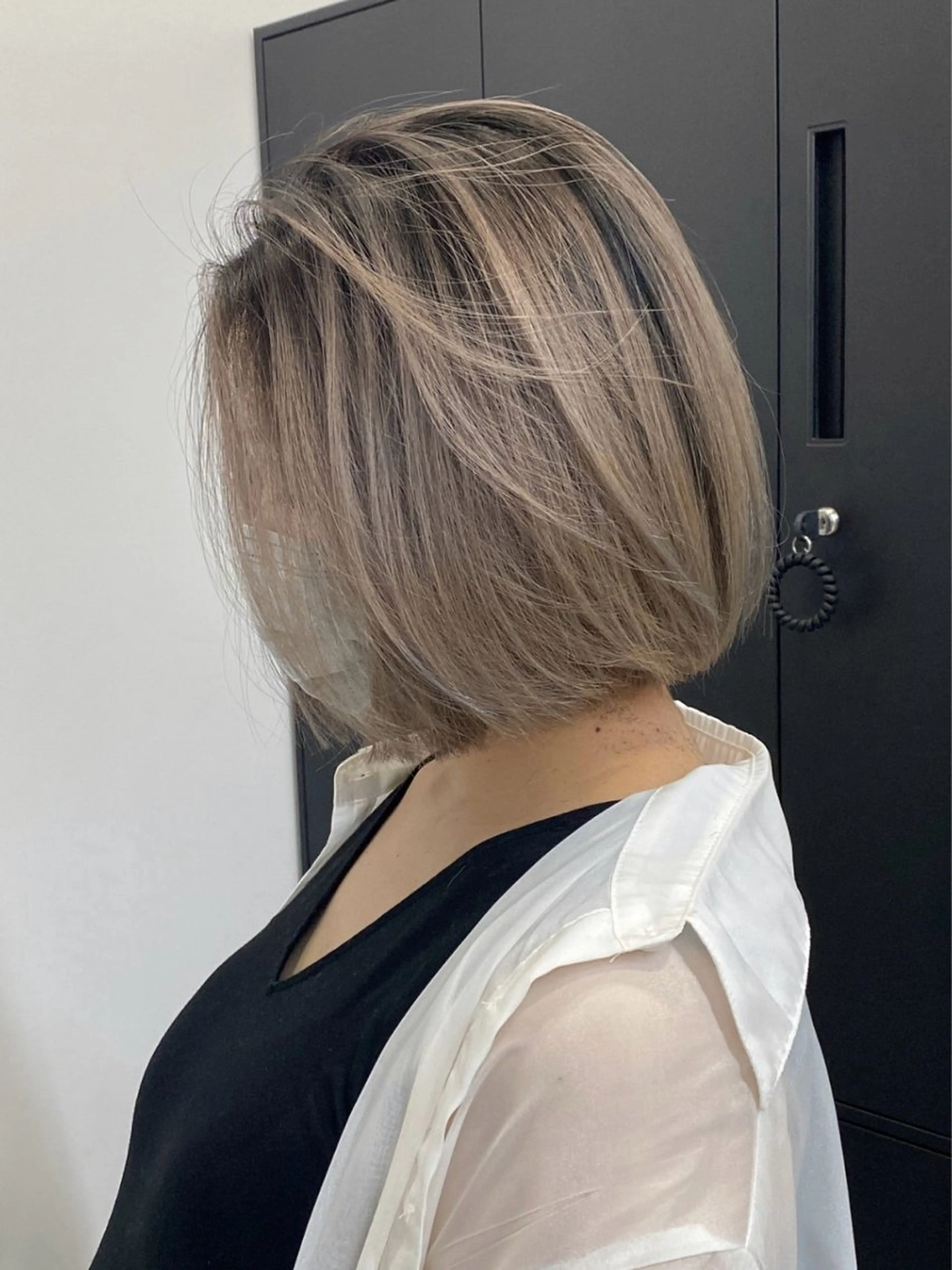 ショート カラー バレイヤージュ ボブ レイヤーカット 古賀/レイヤーボブ /ハッシュカットのヘアスタイル