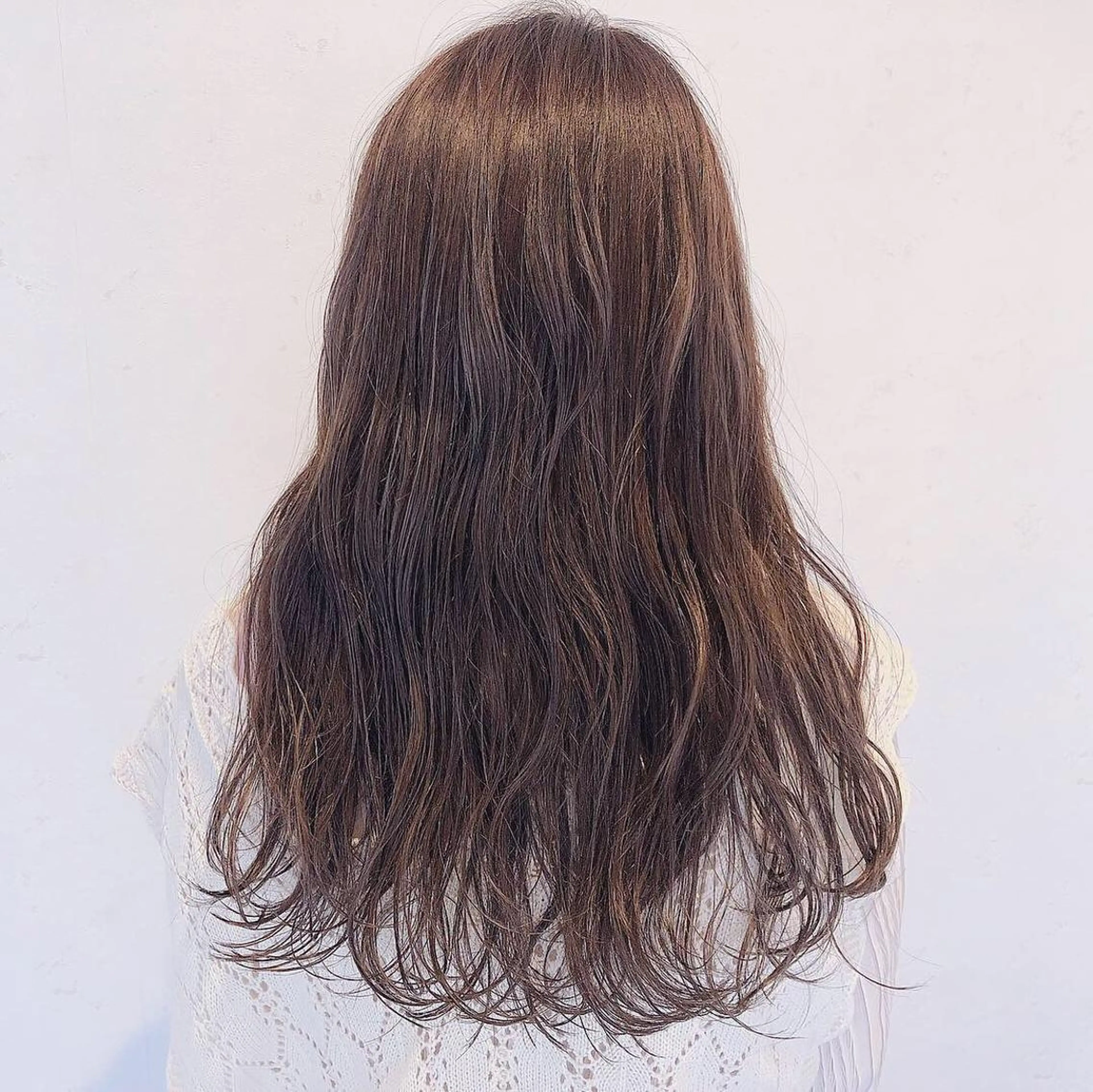 セミロング カラー 伊藤 さやかのヘアスタイル