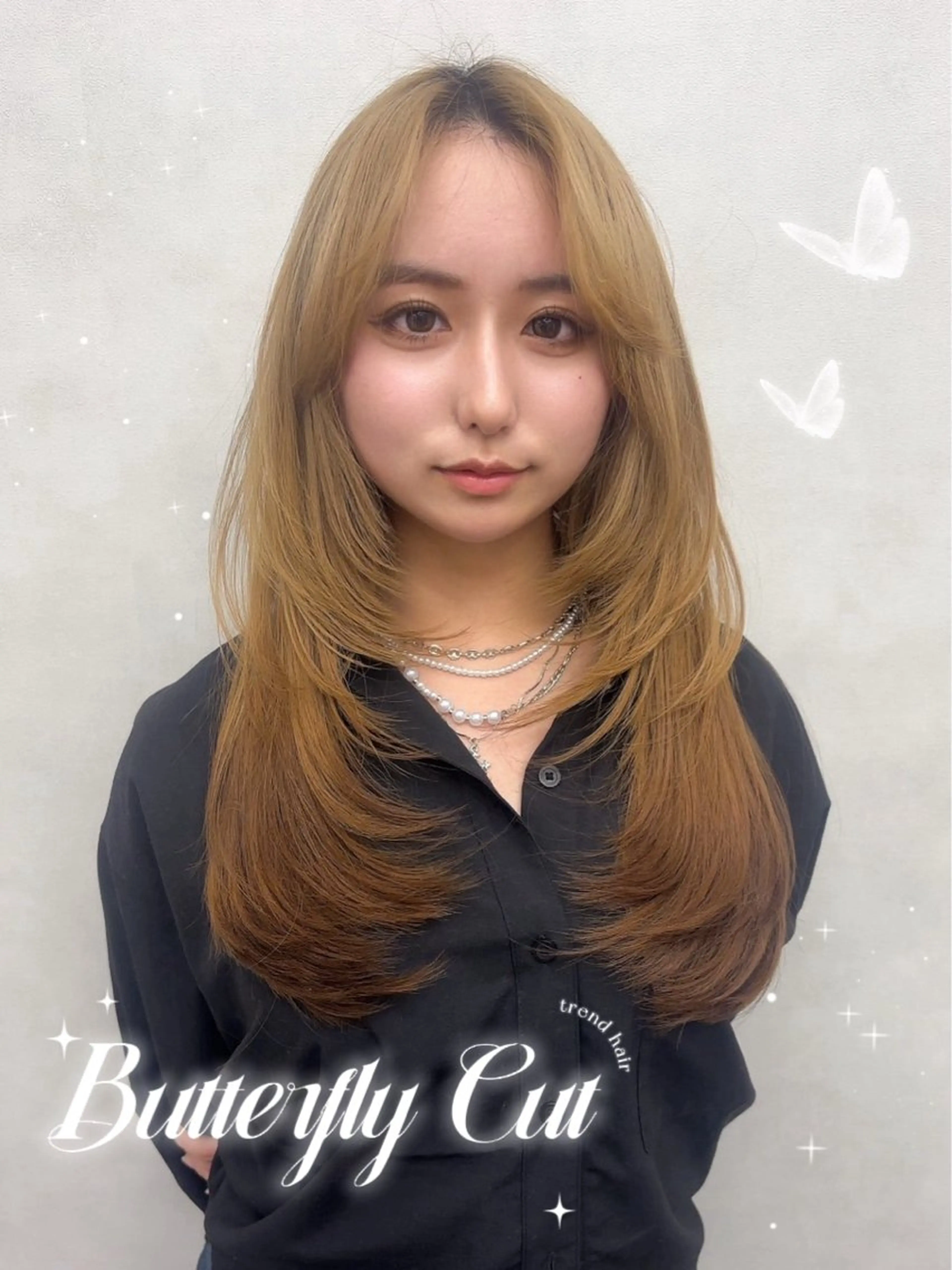ロング MONA HIYORIのヘアスタイル