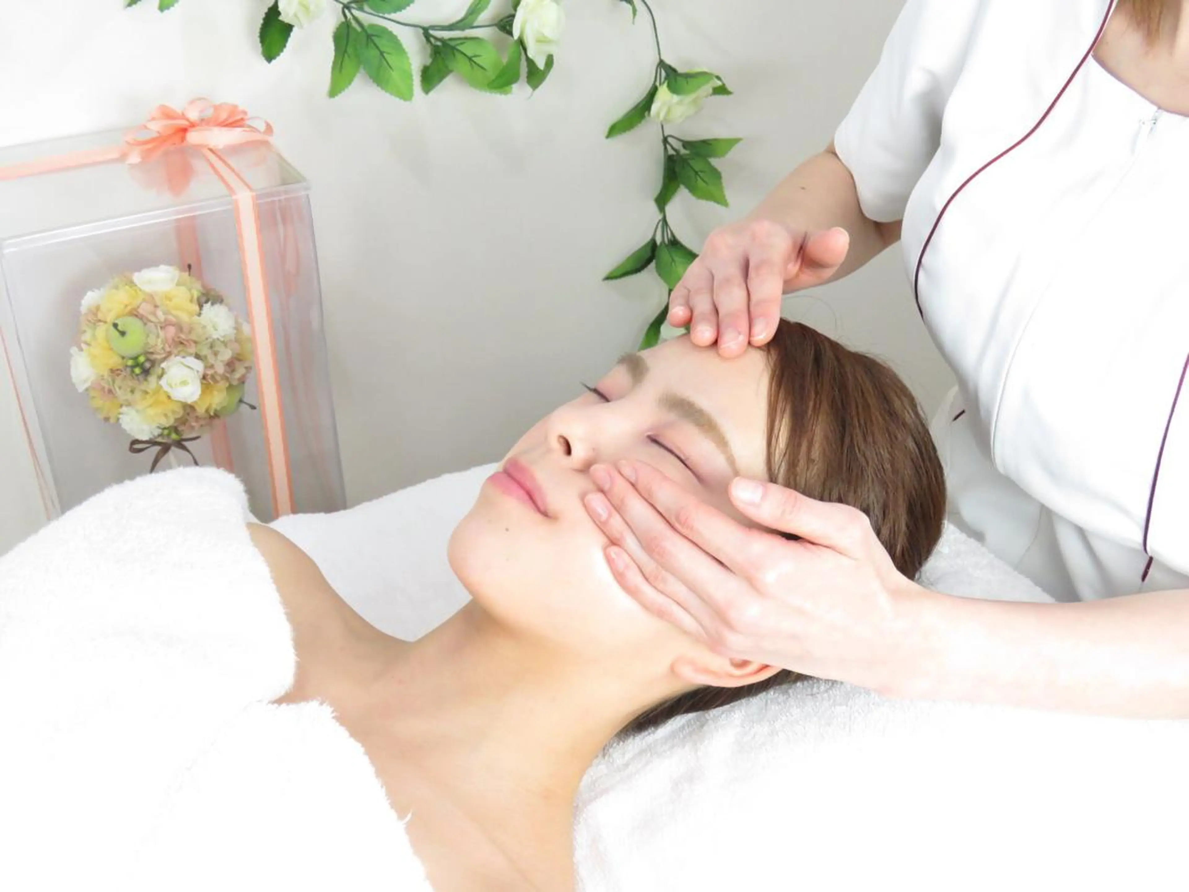 🌼ミニモ限定🌼コラーゲンたっぷり濃厚クリームでふっくら肌💕艶めくようなハリでお肌を満たす本格エステをお気軽に😌の写真