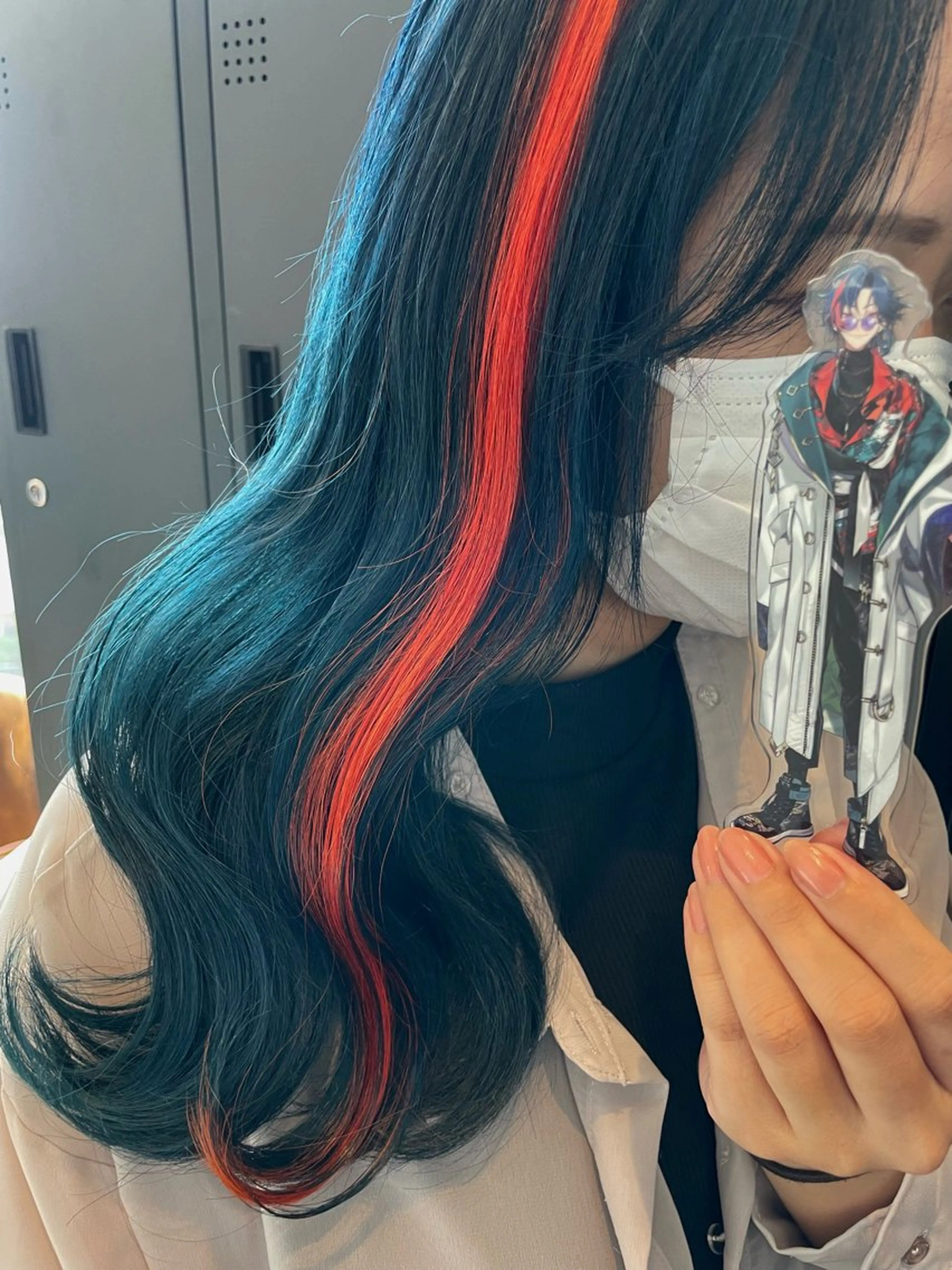 ミディアム カラー インナーカラー 推し ブリーチ 髪質改善のヘアスタイル