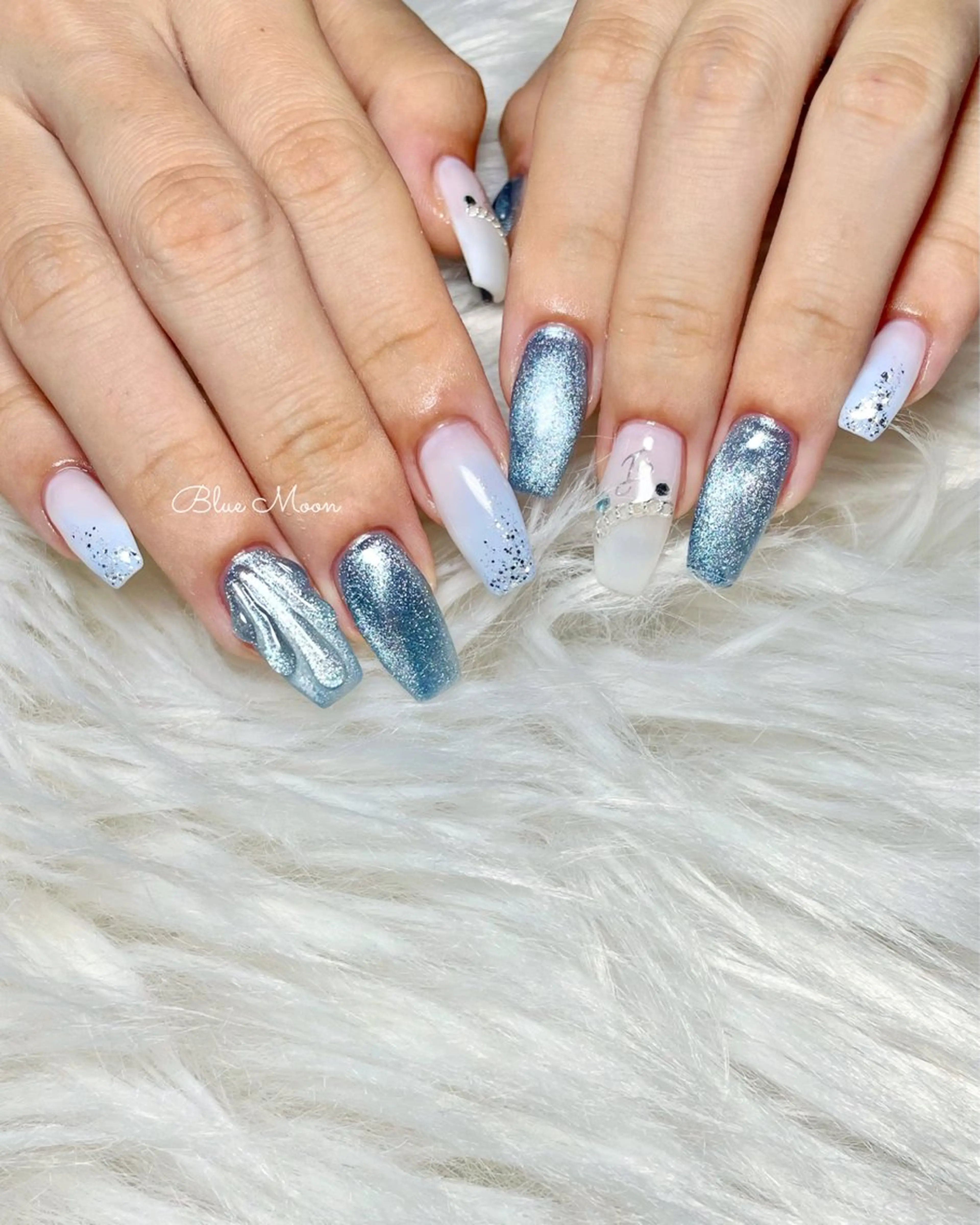 ネイル マグネットネイル ストーンネイル ハンドネイル フットネイル ハンドケア nail salon Blue Moonのネイルデザイン