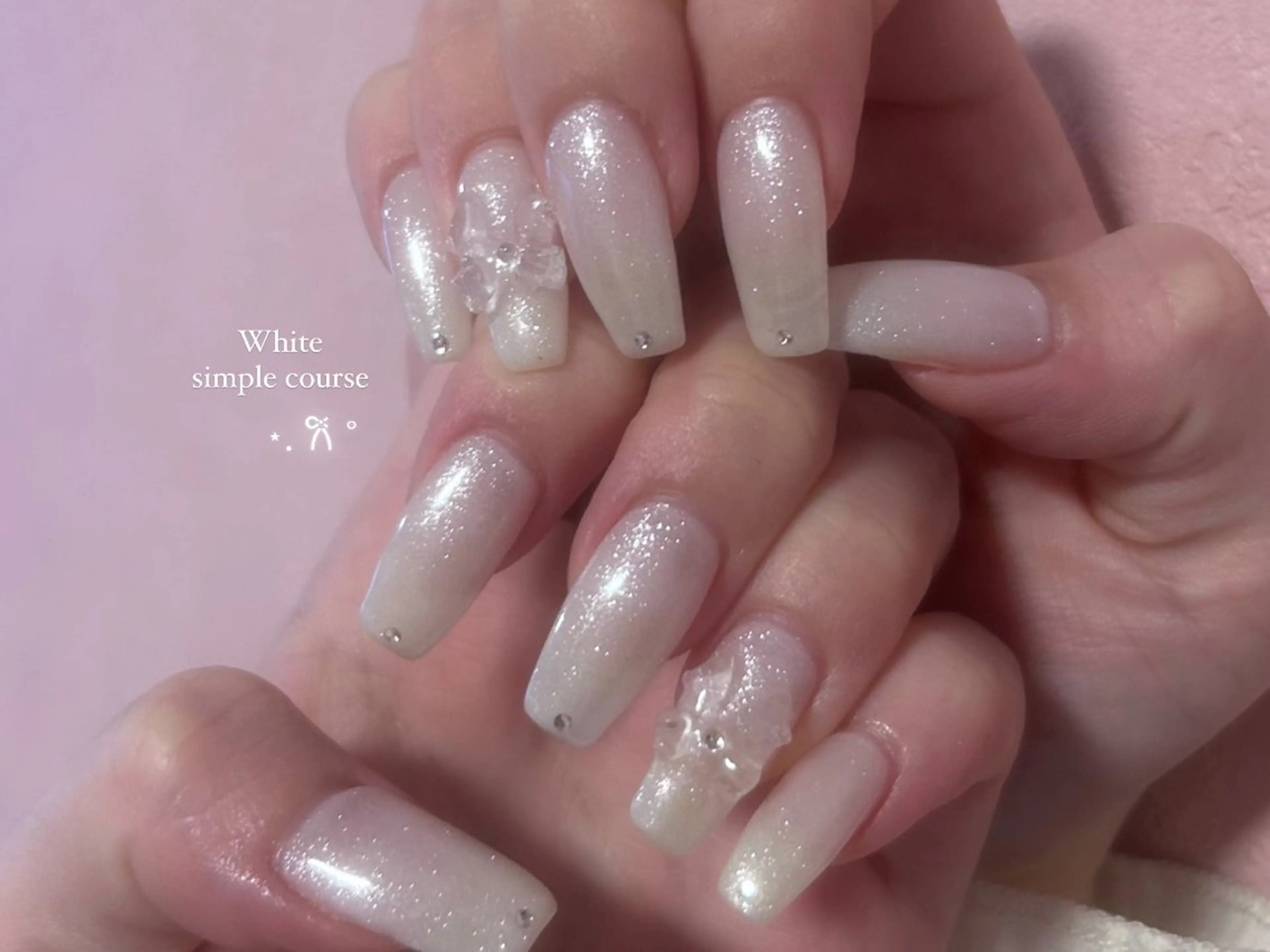 ネイル ハンドネイル EmaNail🎀 Haaruのネイルデザイン