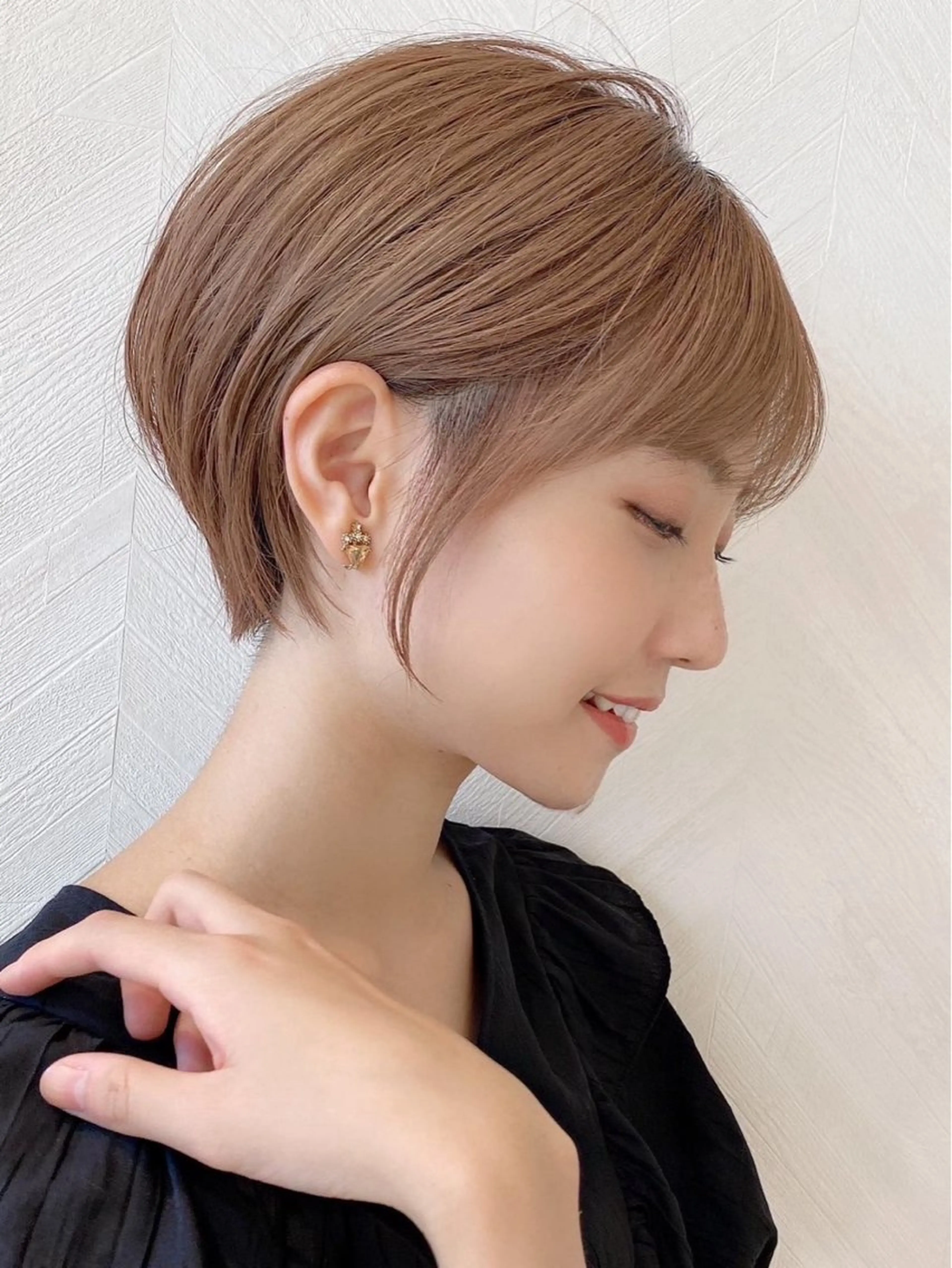 ショート 郁弥モテショート💕 髪質改善ストレートのヘアスタイル