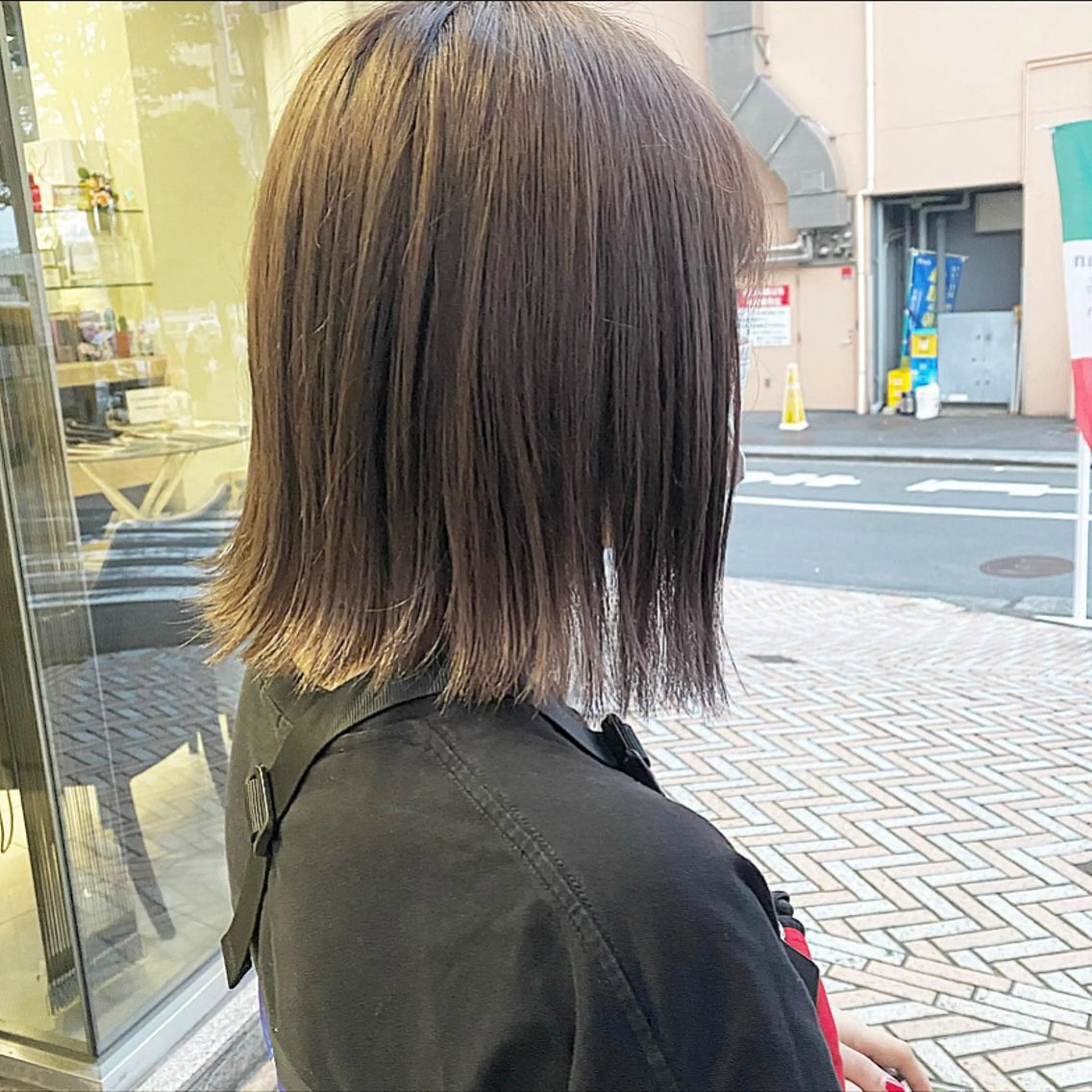 ミディアム カラー 滝本 里実のヘアスタイル