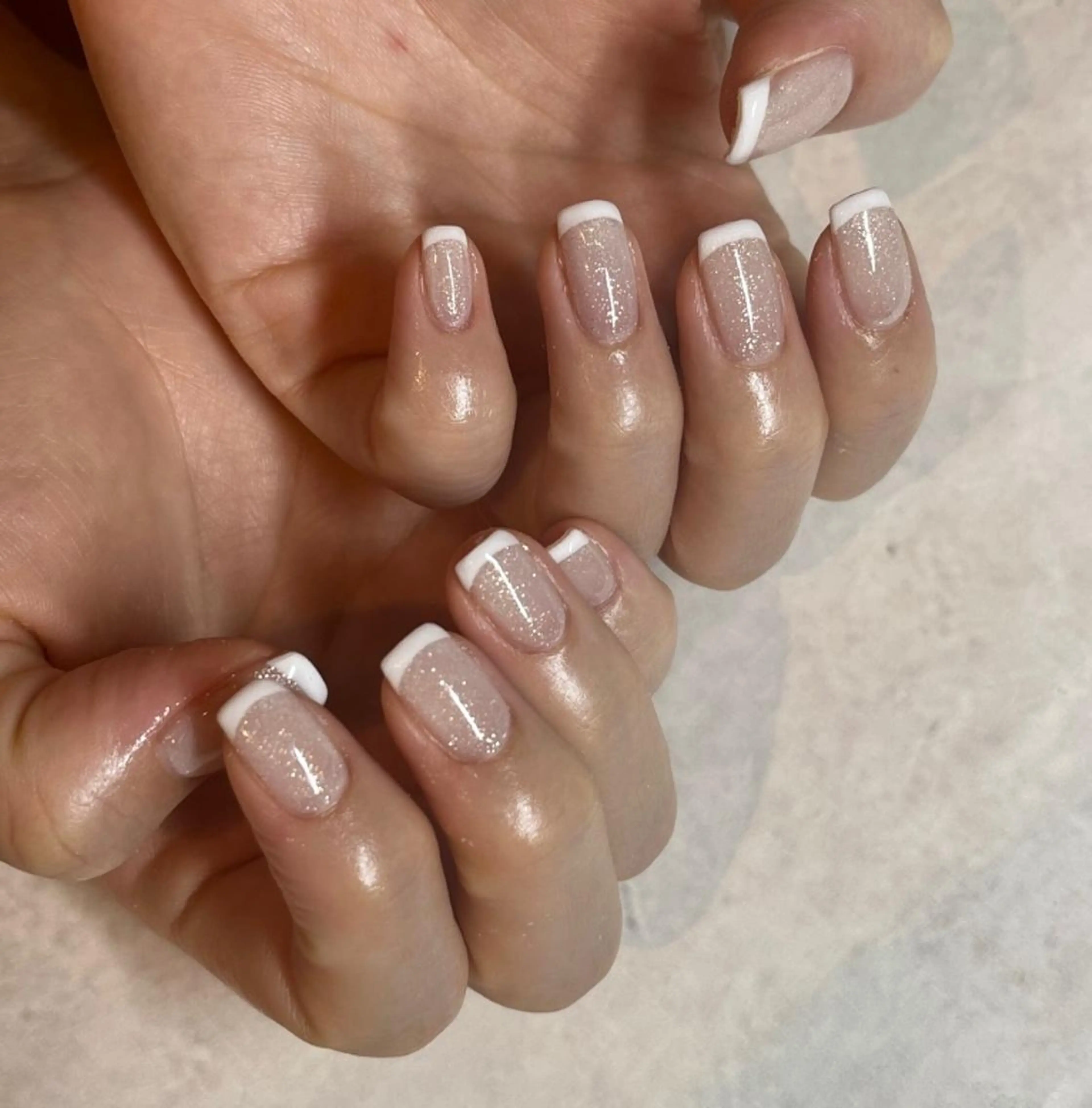 ネイル フレンチネイル フリーランス¨̮⃝ ネイリストOKADAのネイルデザイン