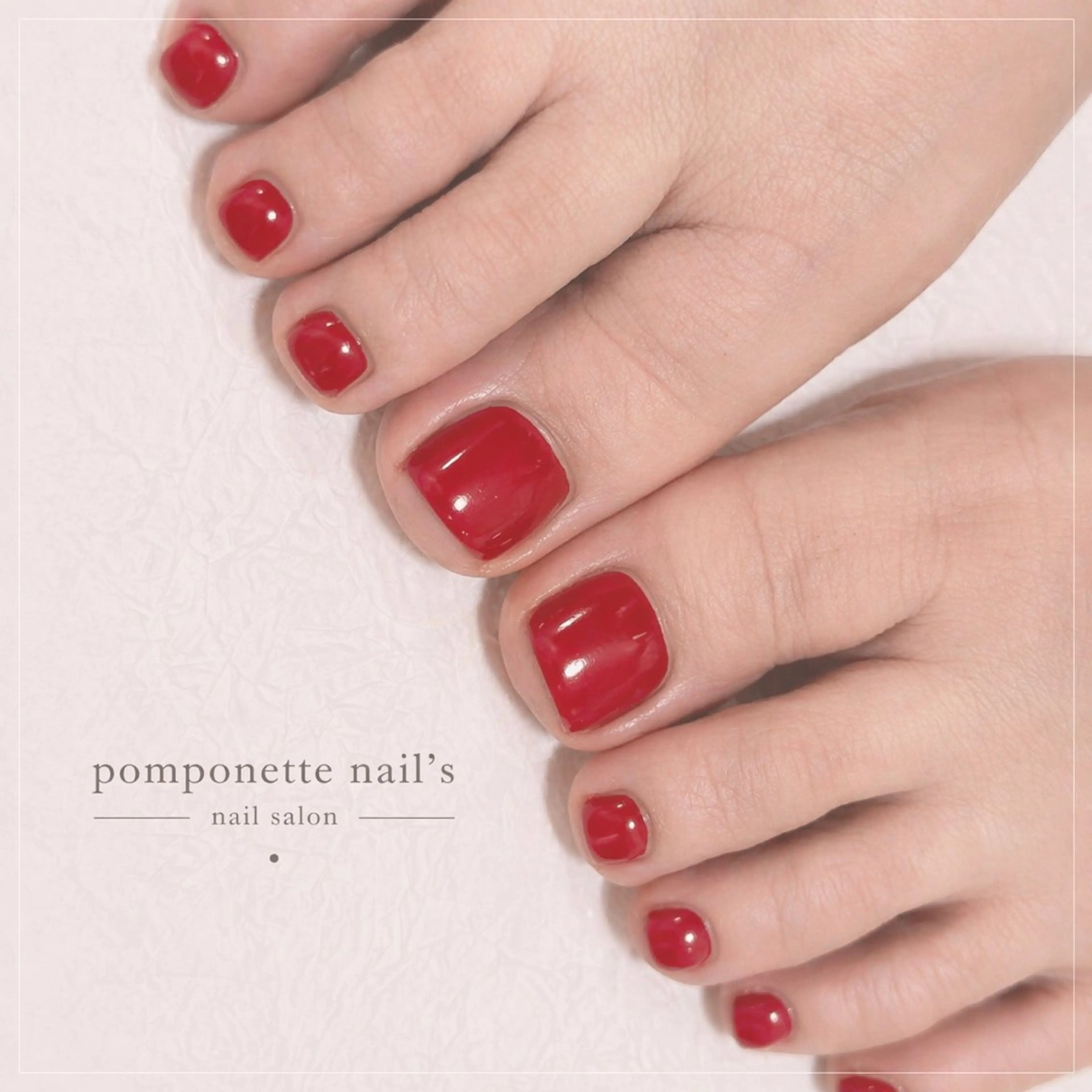 ネイル フットネイル ワンカラーネイル 赤色 シンプルネイル nailist yuiのネイルデザイン