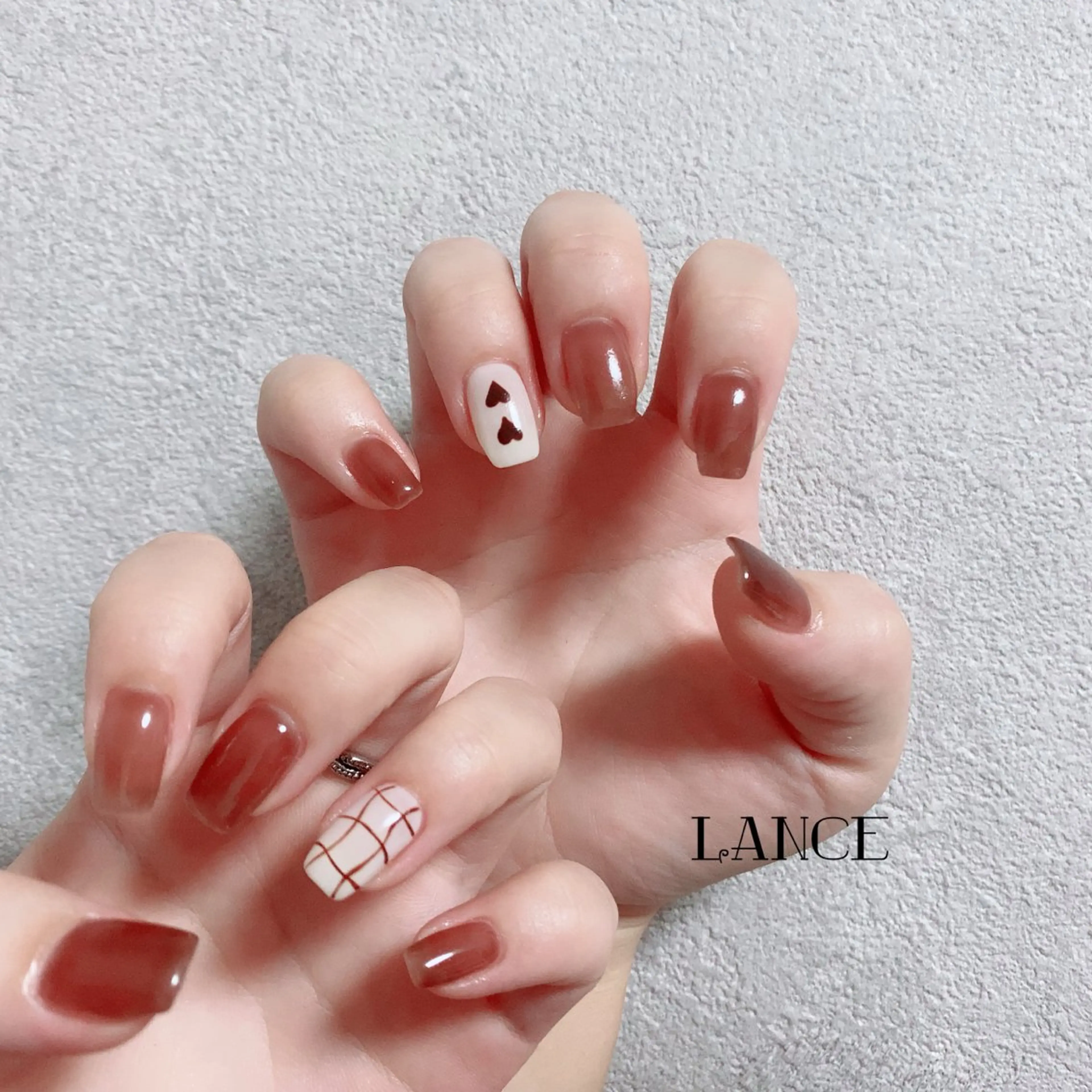 ネイル オーロラネイル フットネイル フレンチネイル キラキラネイル ニュアンスネイル ハンドネイル Lance nailのネイルデザイン