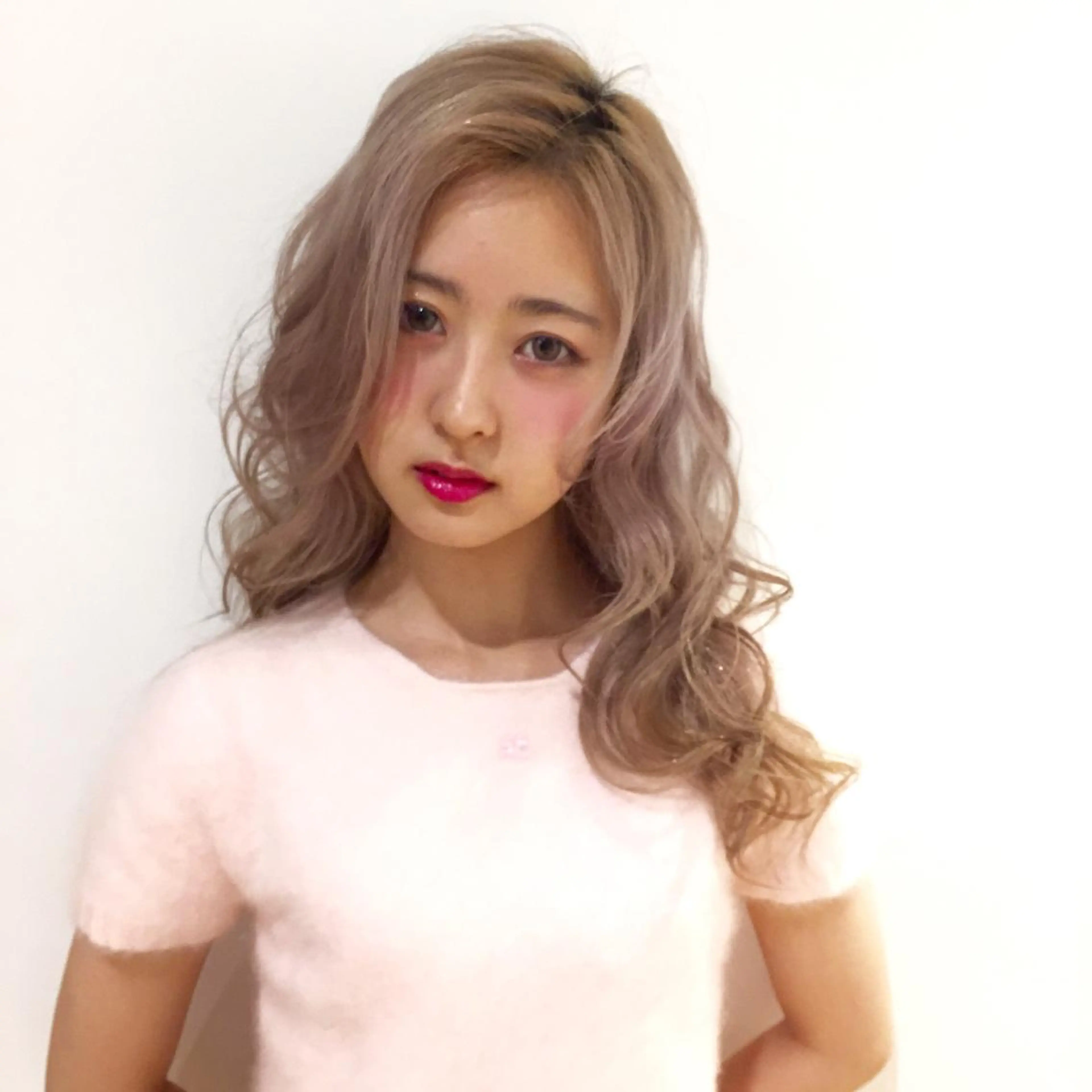 ロング 鈴木 まりやのヘアスタイル
