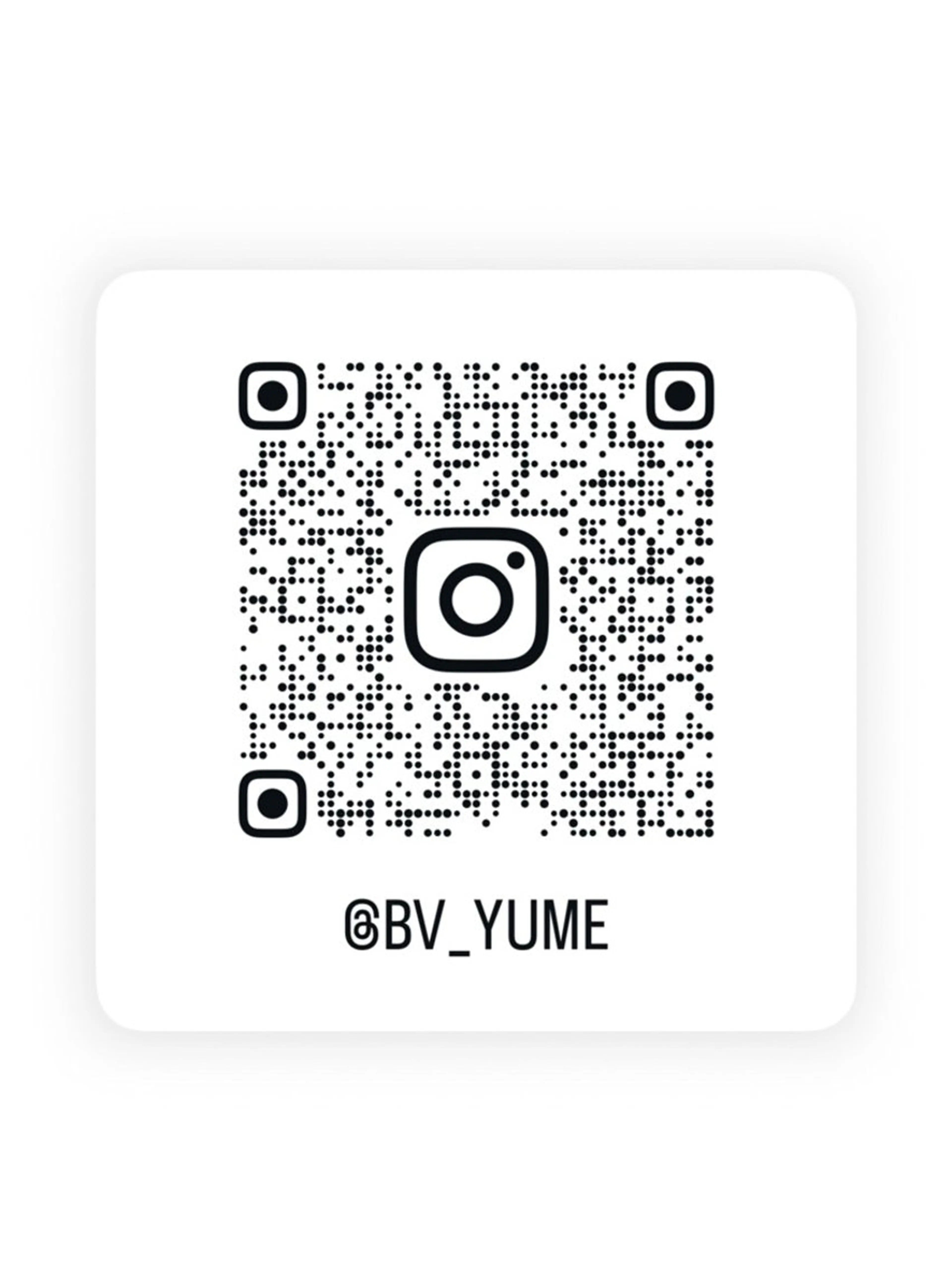 BLACKVELV ET(YUME)のネイルデザイン