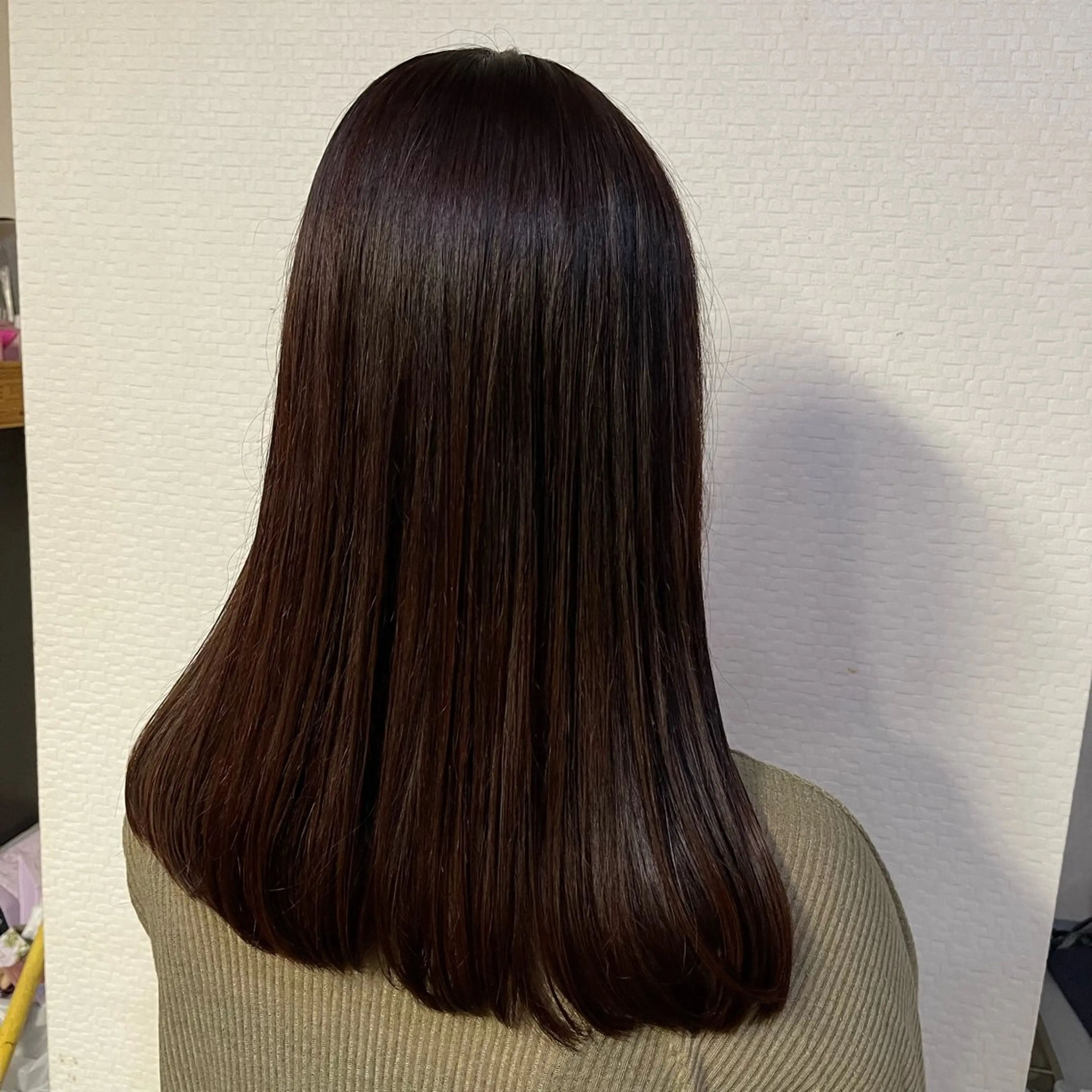 セミロング カラー 縮毛矯正 トリートメント Mel hair design 【メルヘアデザイン】所属・シノザキ キナのヘアスタイル