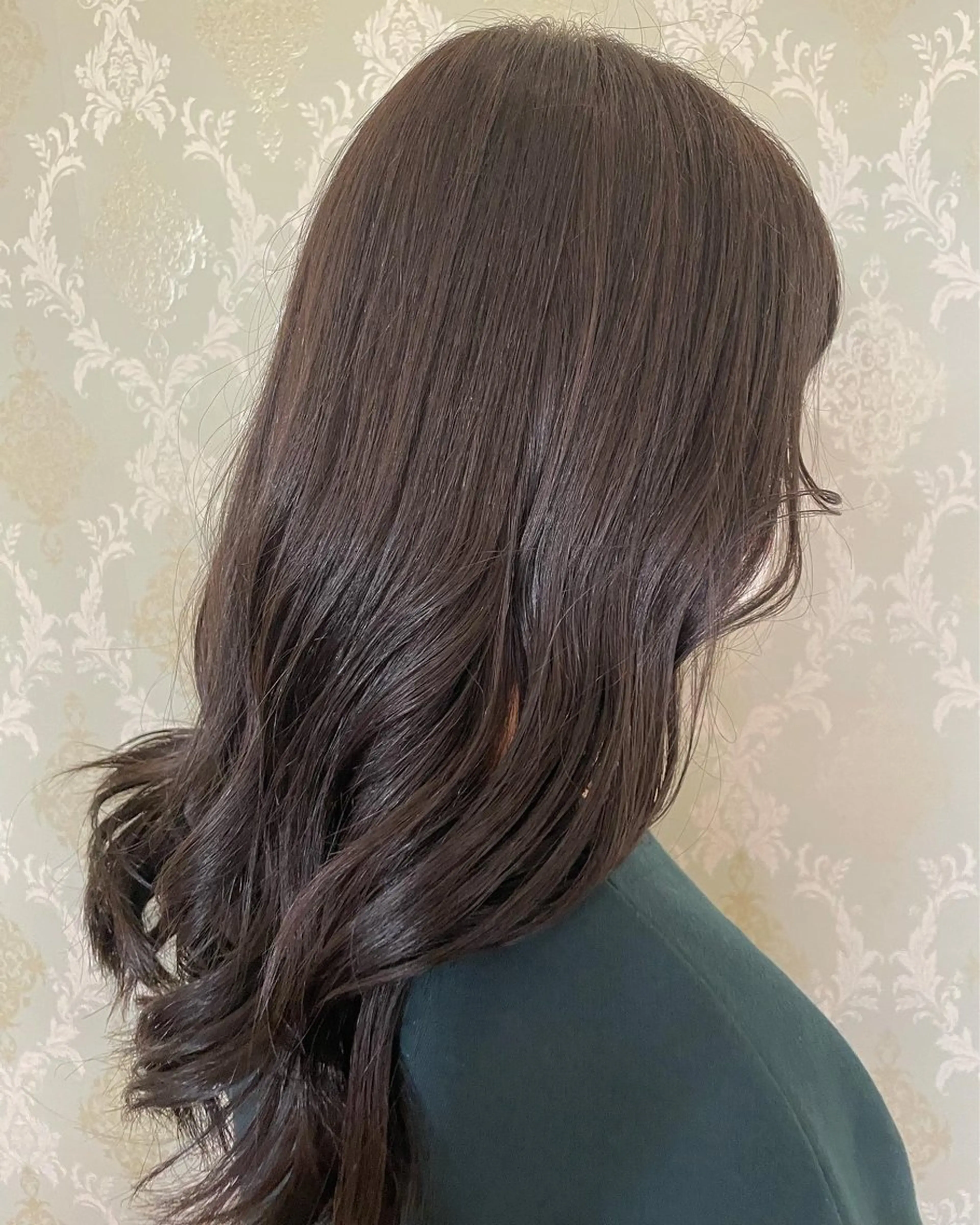 ロング EARTH✂️ 榎谷吏織のヘアスタイル