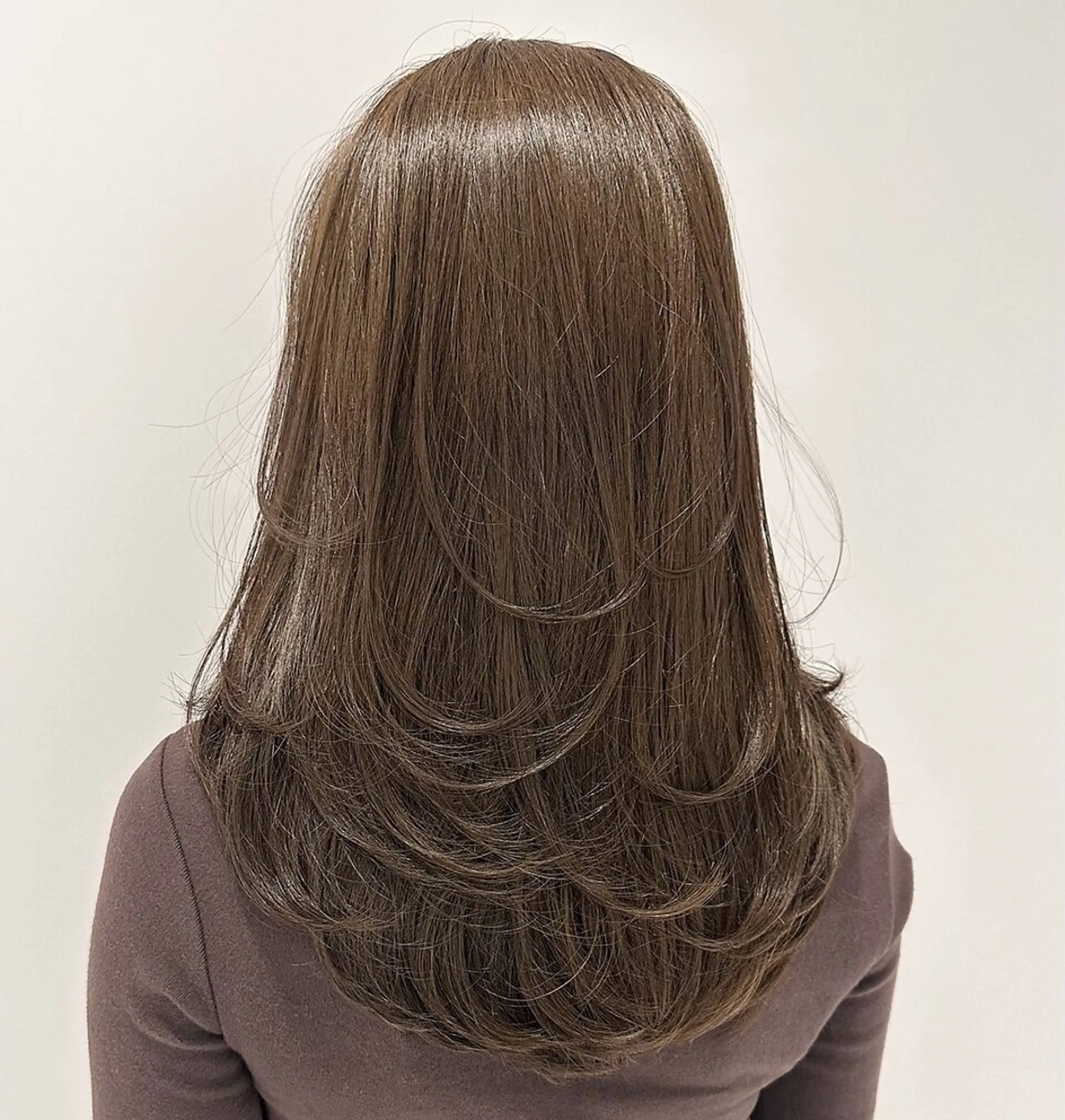 セミロング カット ヘアカラー トリートメント 【韓国風、透明感】 韓国風⭐️新海龍哉のヘアスタイル