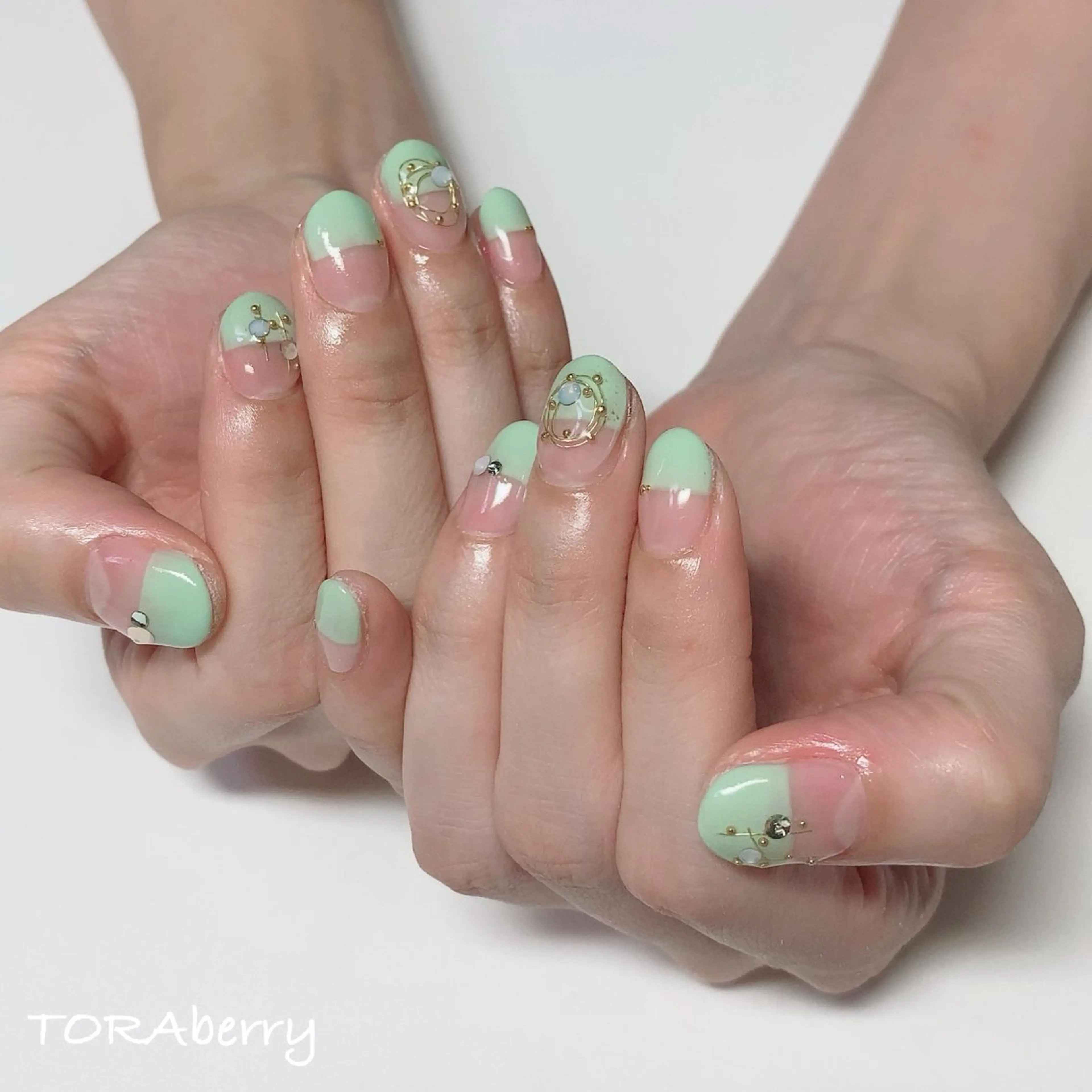 ネイル ネイリスト なつみのネイルデザイン