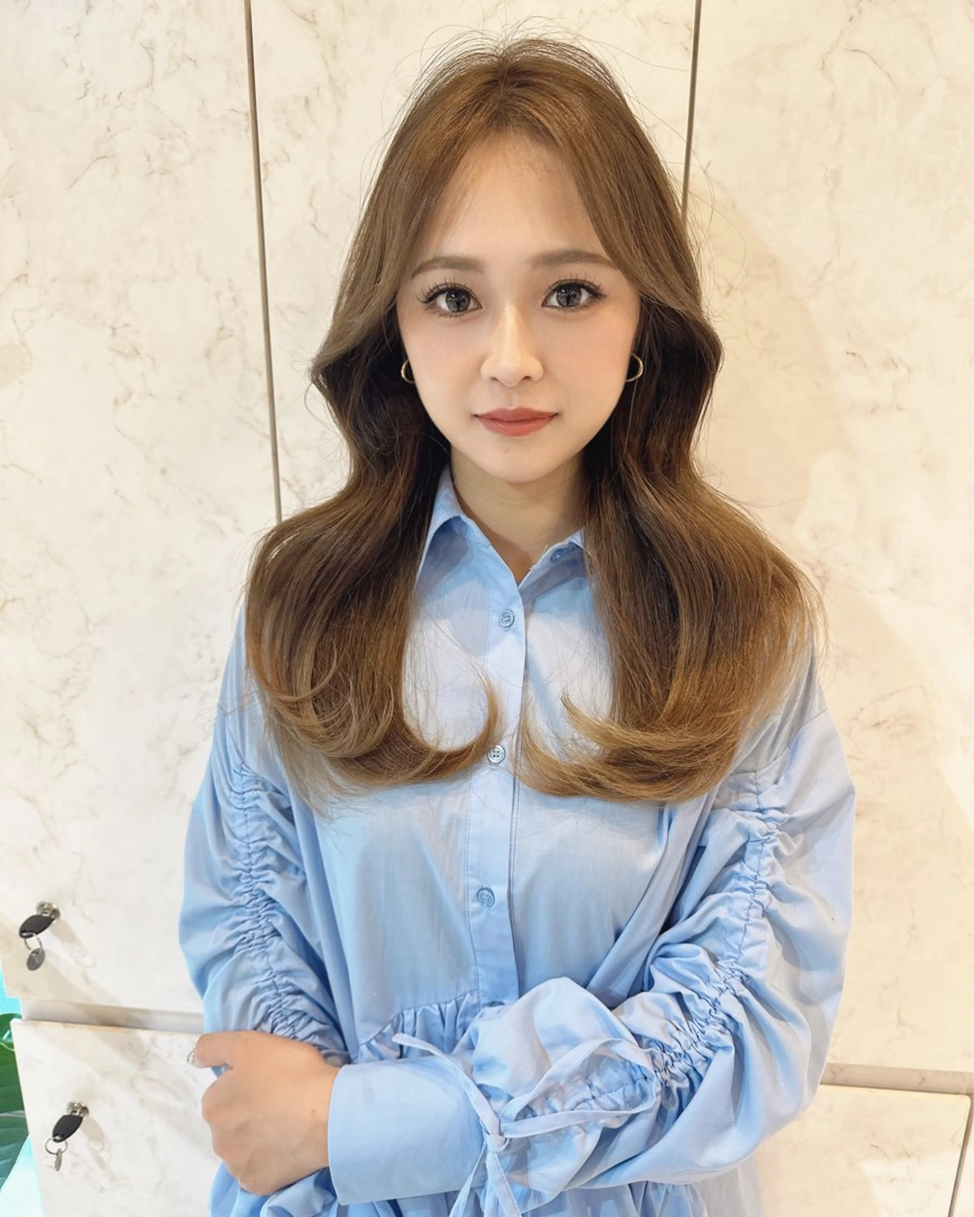 ロング カット ヘアカラー トリートメント Akane レイヤー/艶カラーのヘアスタイル