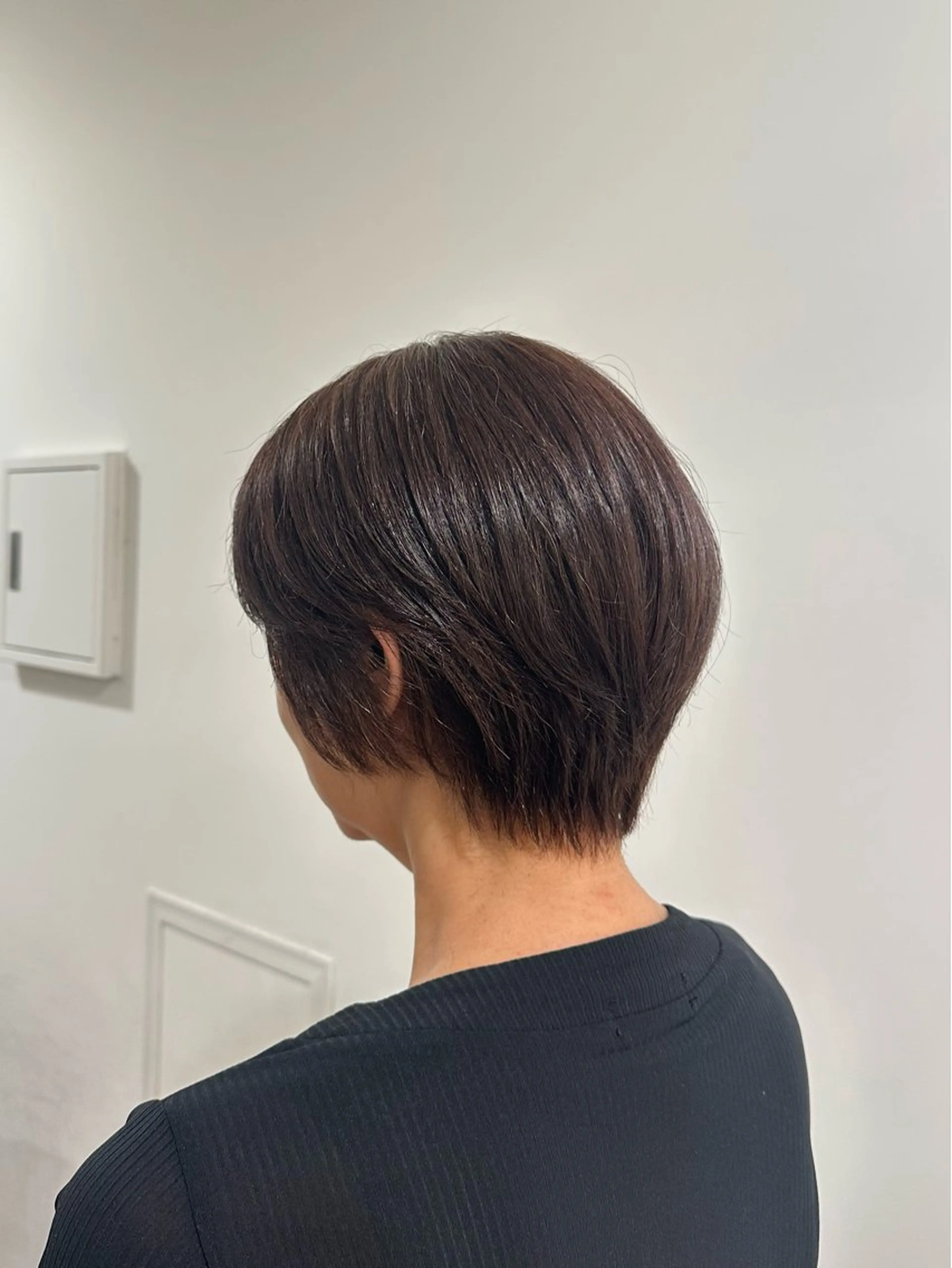 ショート こがねざわみさき 🦭透明感カラーのヘアスタイル