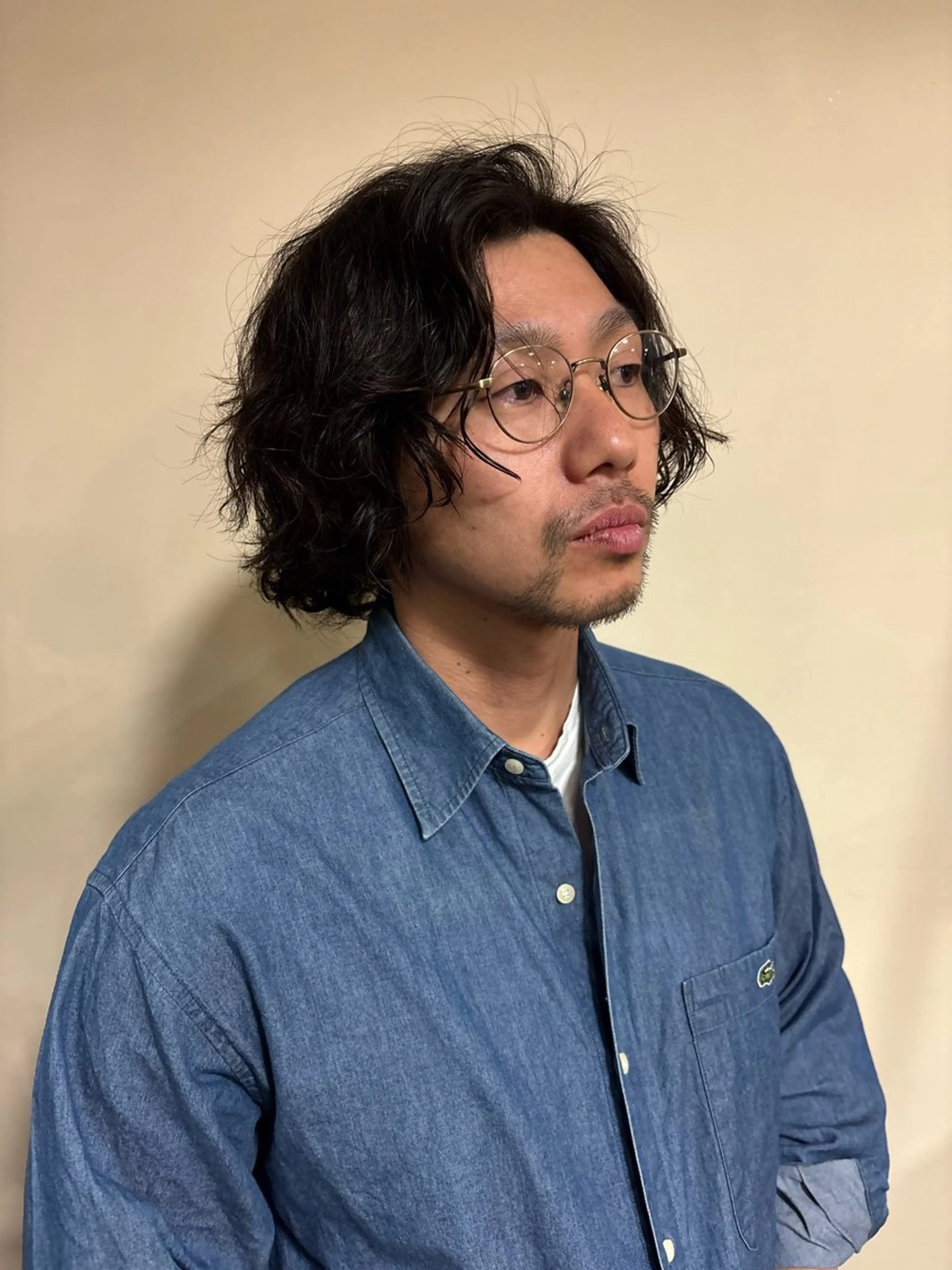 ミディアム パーマ メンズ ミディアムパーマ メンズパーマ パーマ 浅岡 昭汰のヘアスタイル