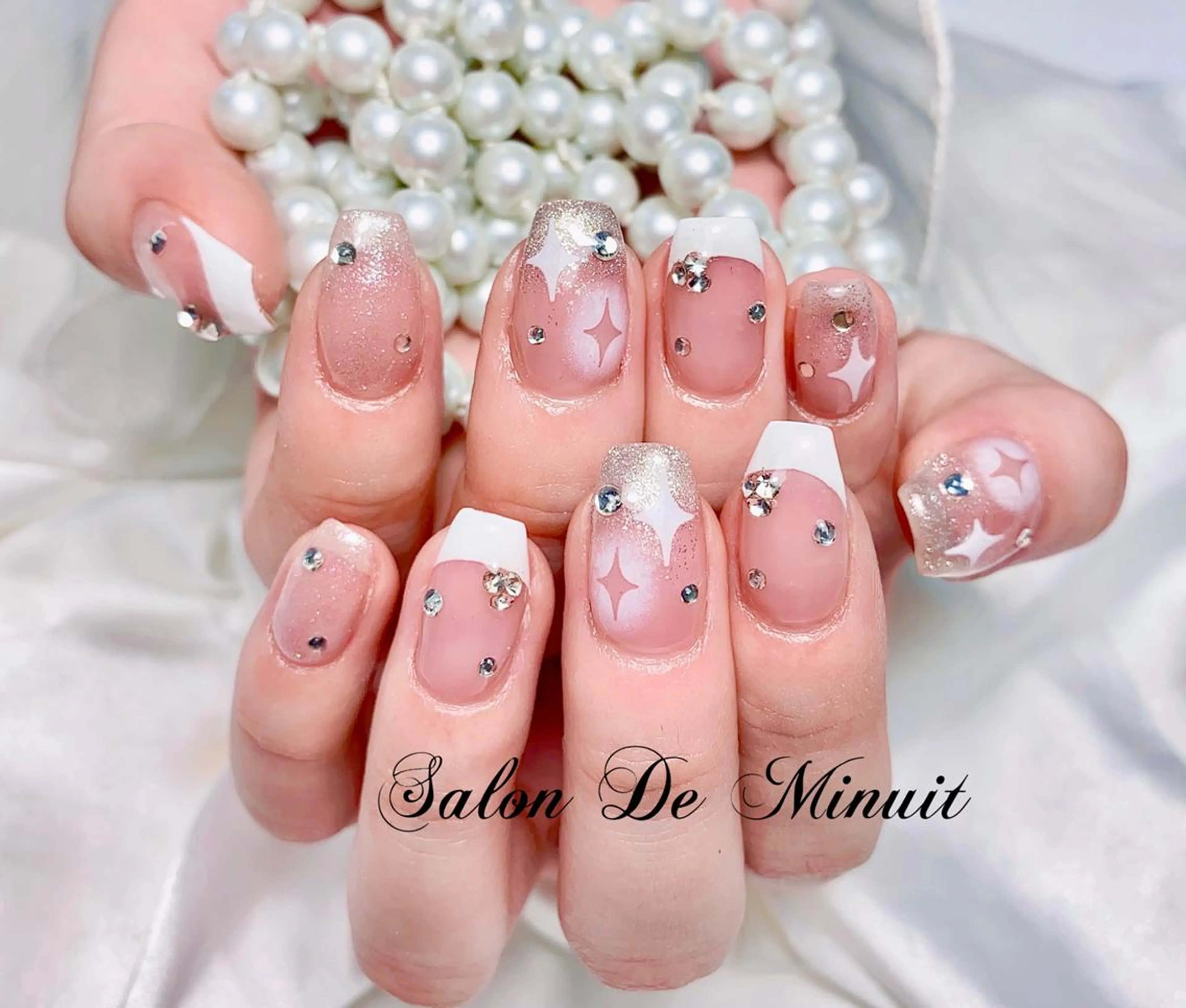 ネイル ハンドネイル ハンドケア Momo 🤍のネイルデザイン