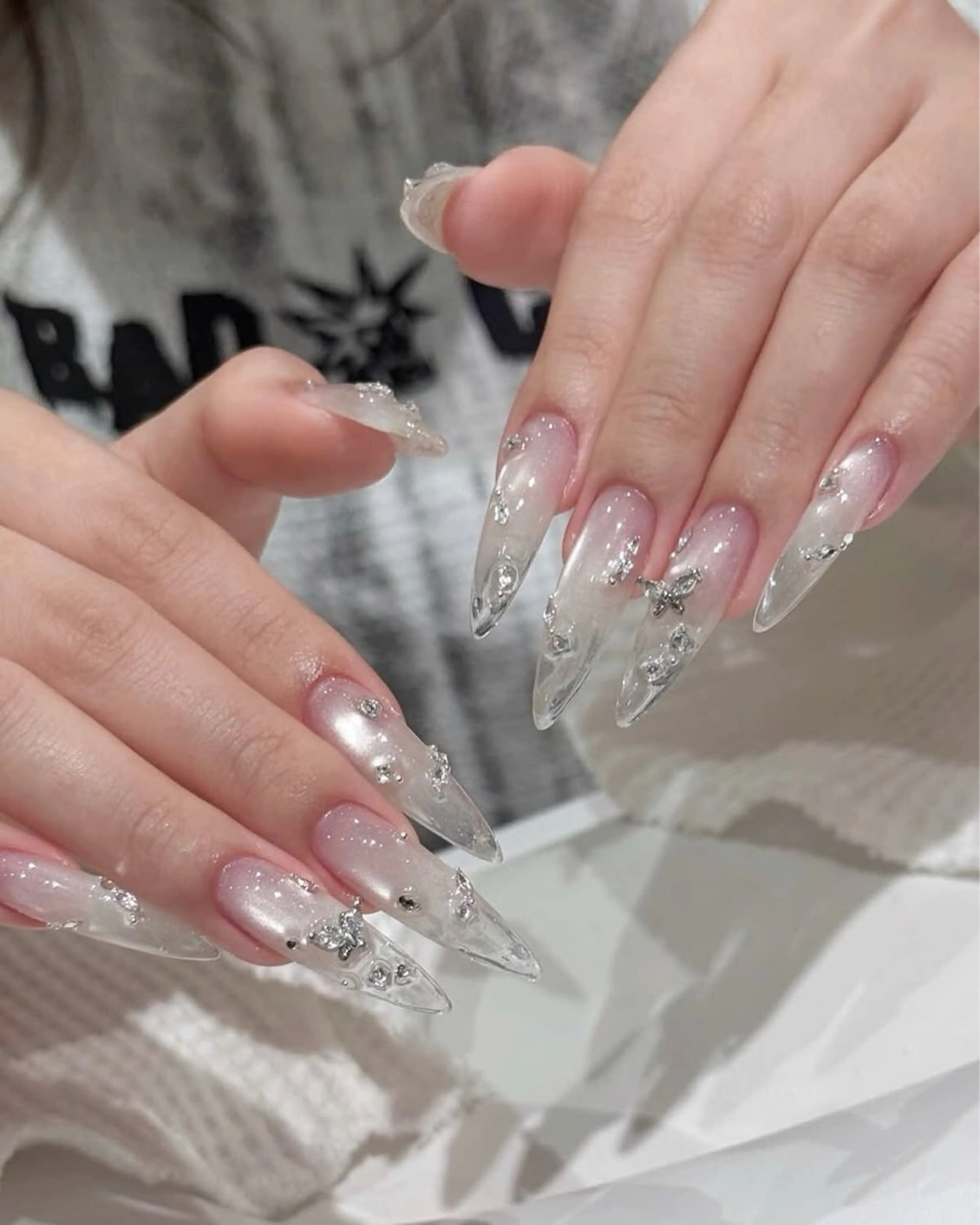 ネイル オーロラネイル ボルドー ブラウン 氷ネイル・うるうるネイル キラキラネイル ハンドネイル Sora  Nail 長さ出し専門店のネイルデザイン