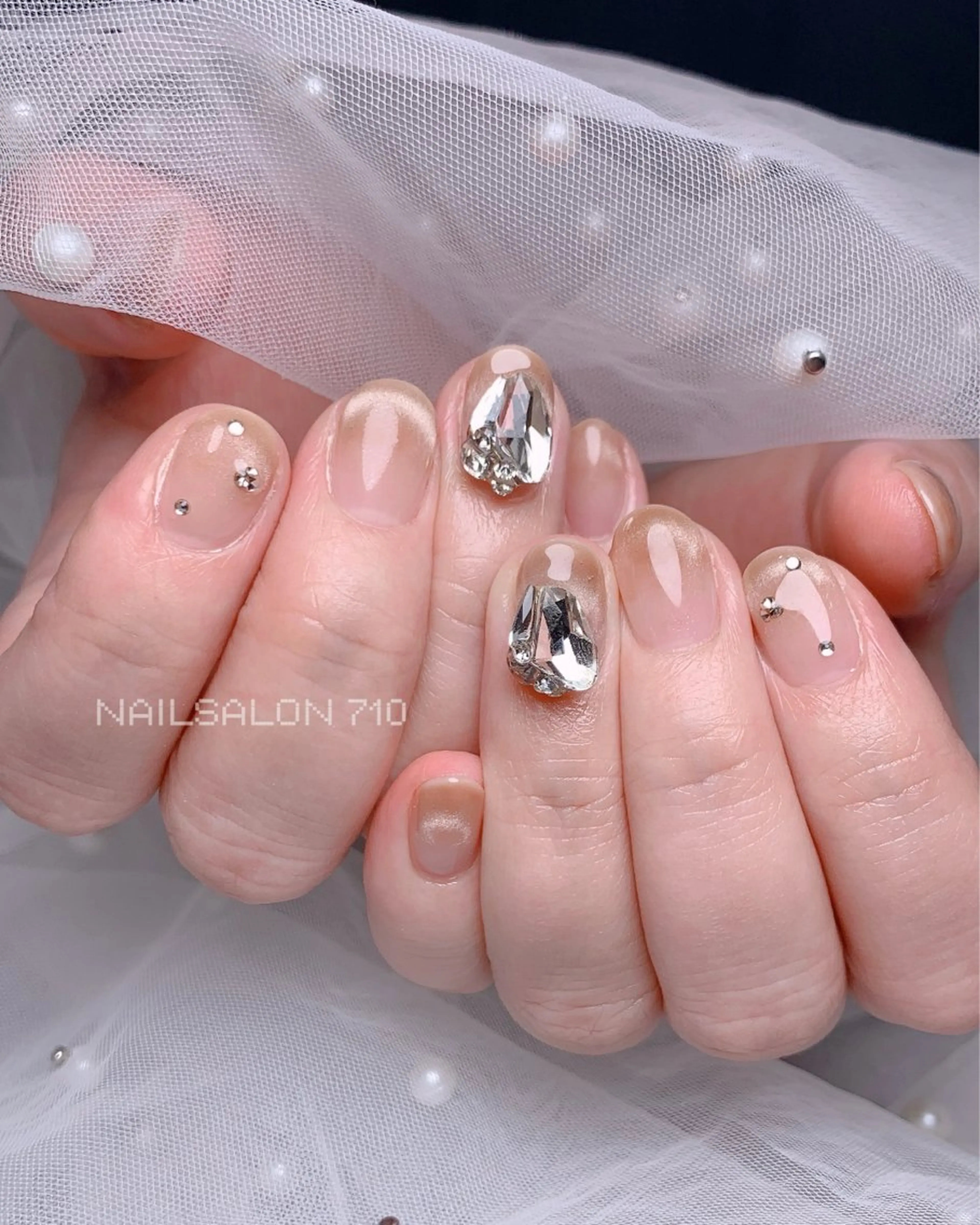 ネイル ハンドネイル フットネイル ナナイチゼロ I.Naoのネイルデザイン