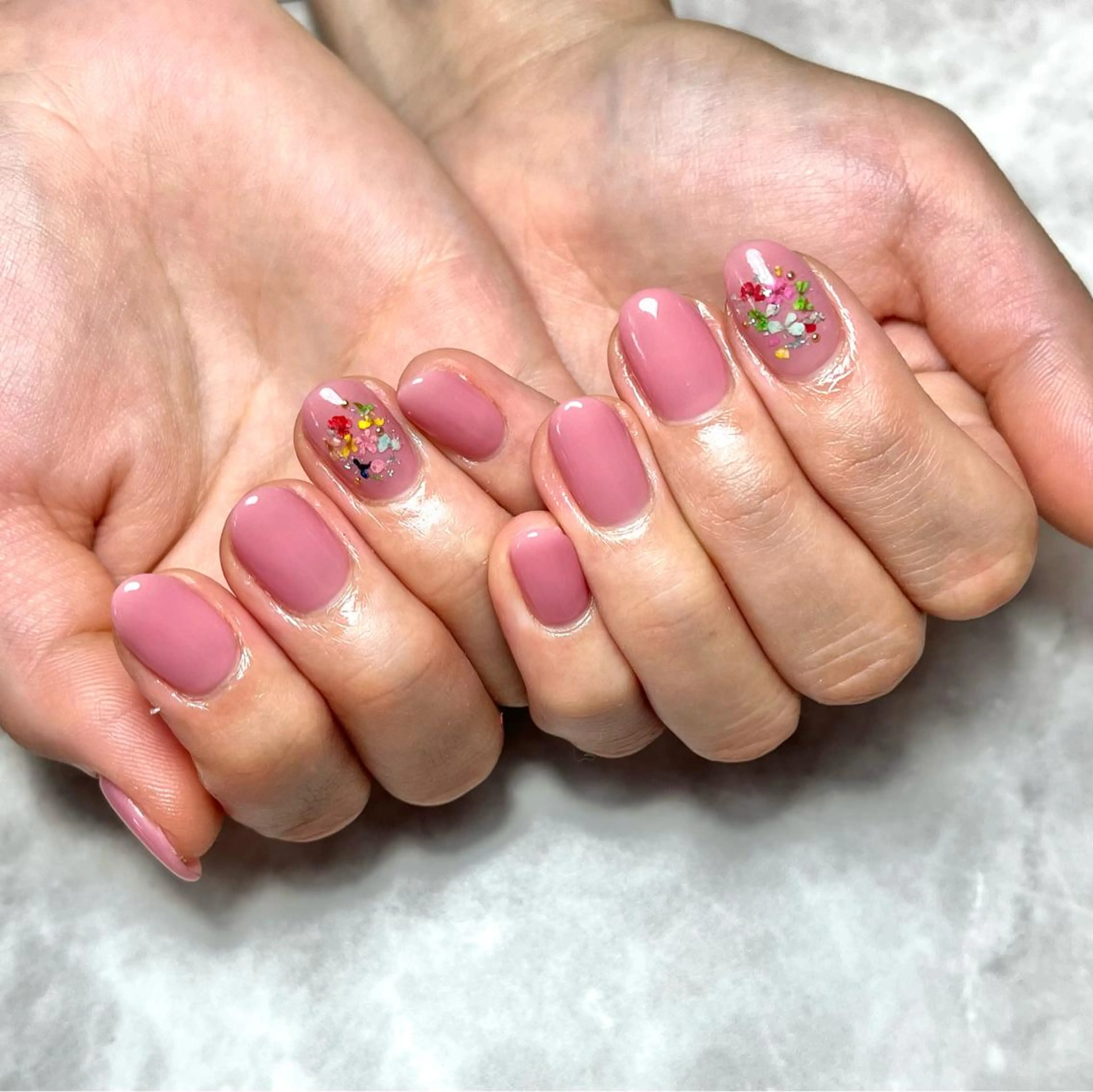ネイル シンプルネイル 春ネイル ハンドネイル nails' it...のネイルデザイン