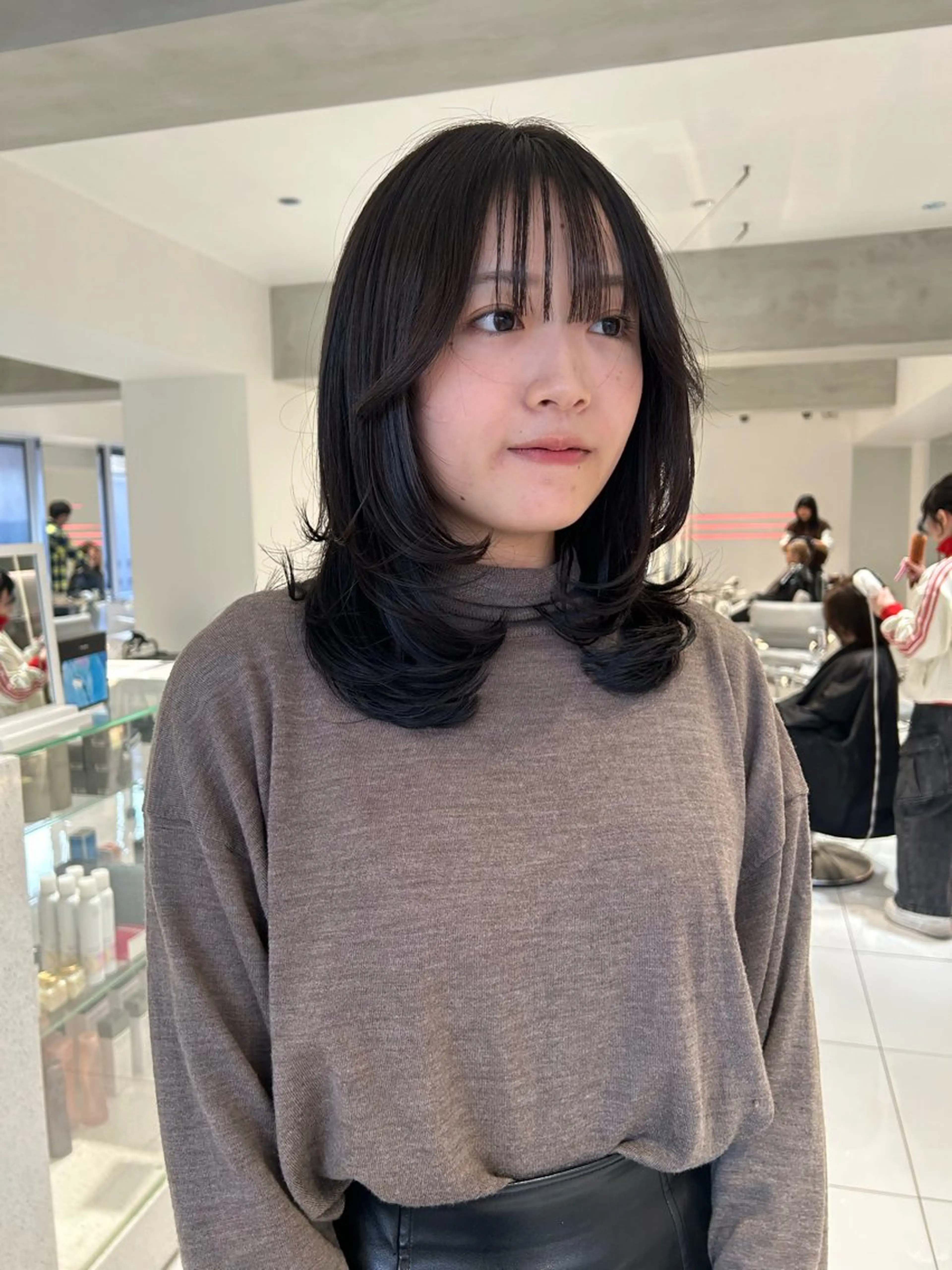 ミディアム カラー レイヤーカット カット 海外レイヤー /NAGISAのヘアスタイル