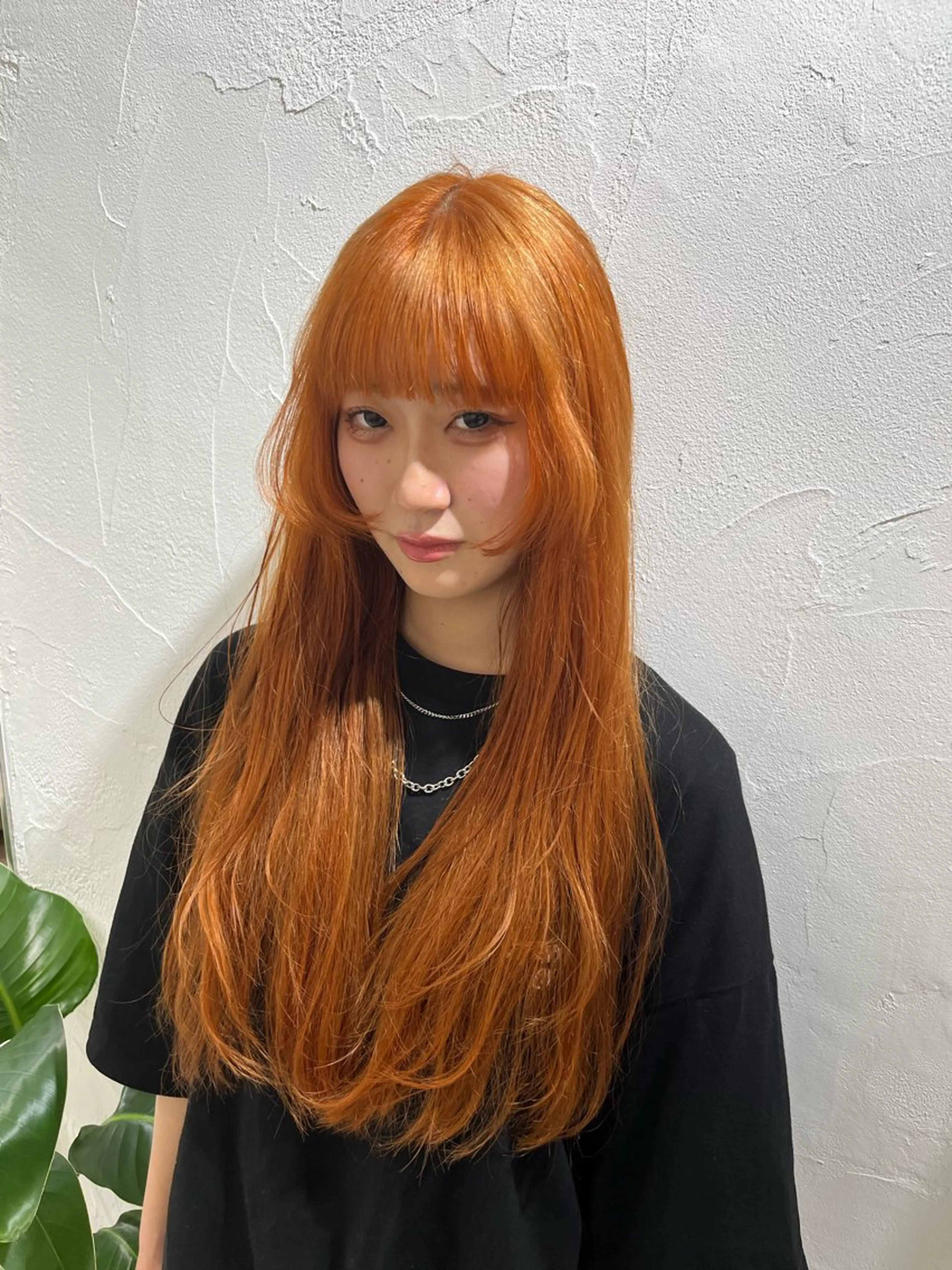 ロング カラー オレンジ 姫カット レイヤーカット レイヤーカット/ブラ ウンカラー/河野凜のヘアスタイル