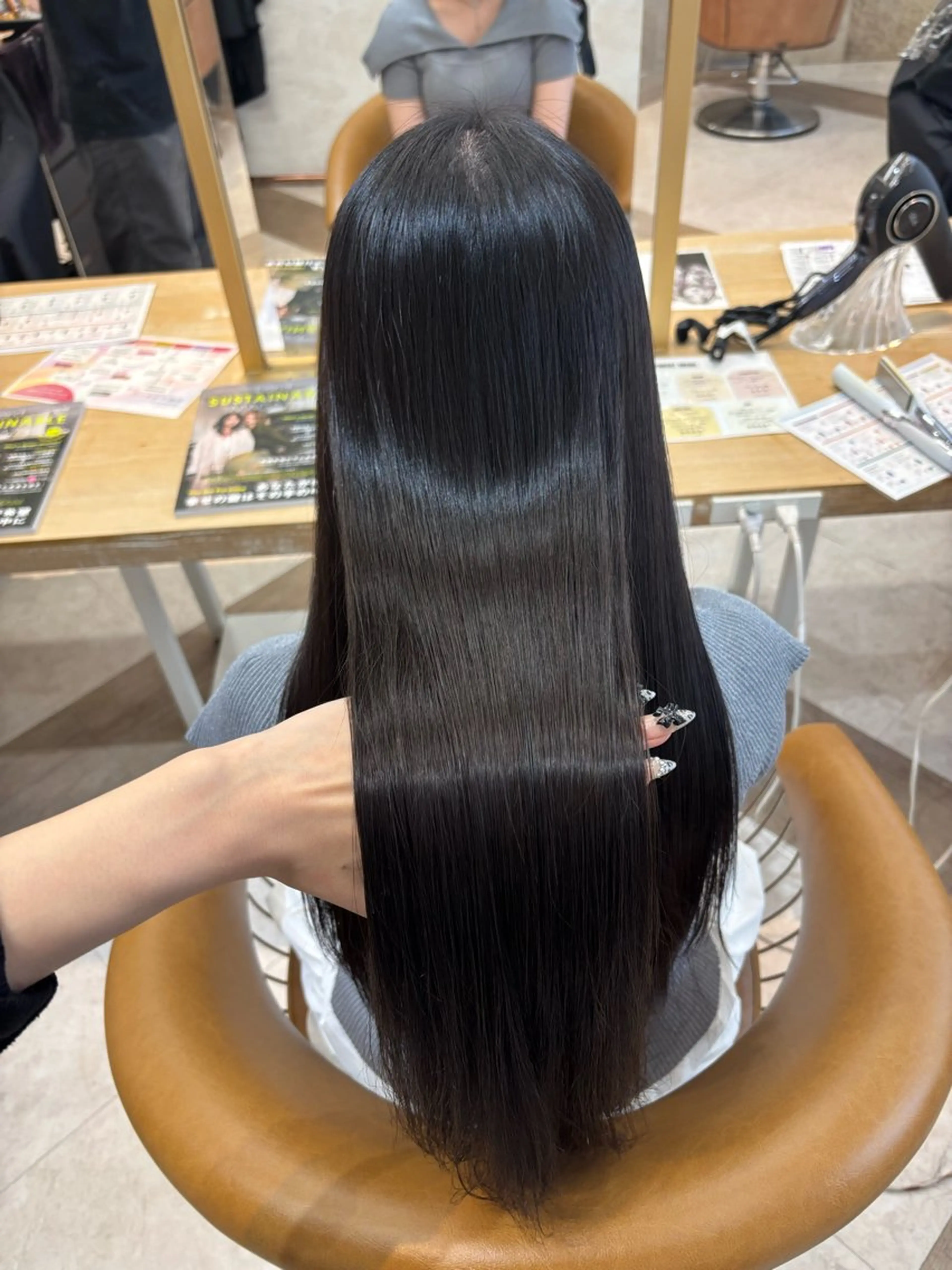 【痛みにくい💡】美髪縮毛矯正＋1stepトリートメントの写真