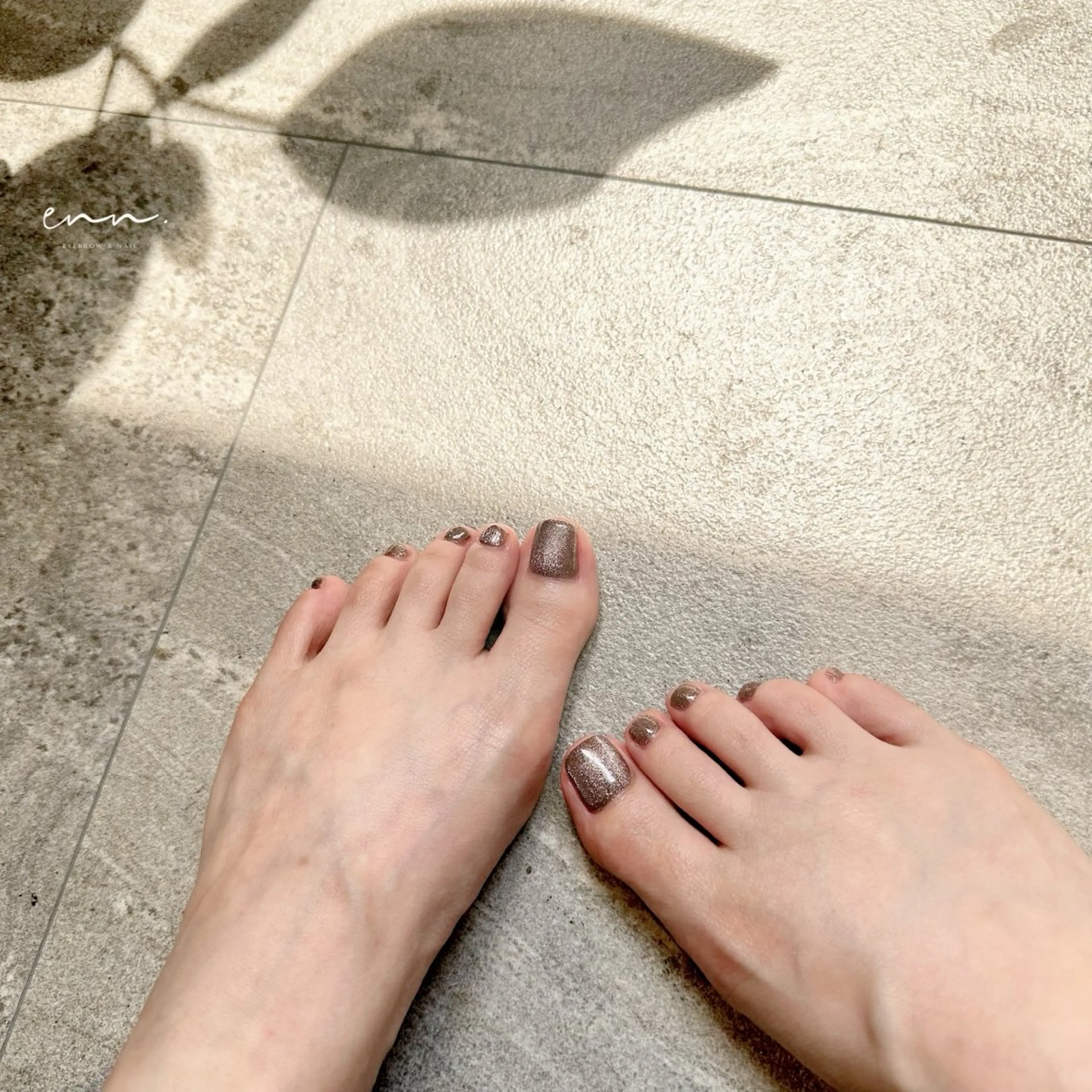 ネイル ドット フットネイル ジェルネイル メンズネイル パラジェル enn.《エンドット》所属・enn. 【眉毛/ネイル】のネイルデザイン