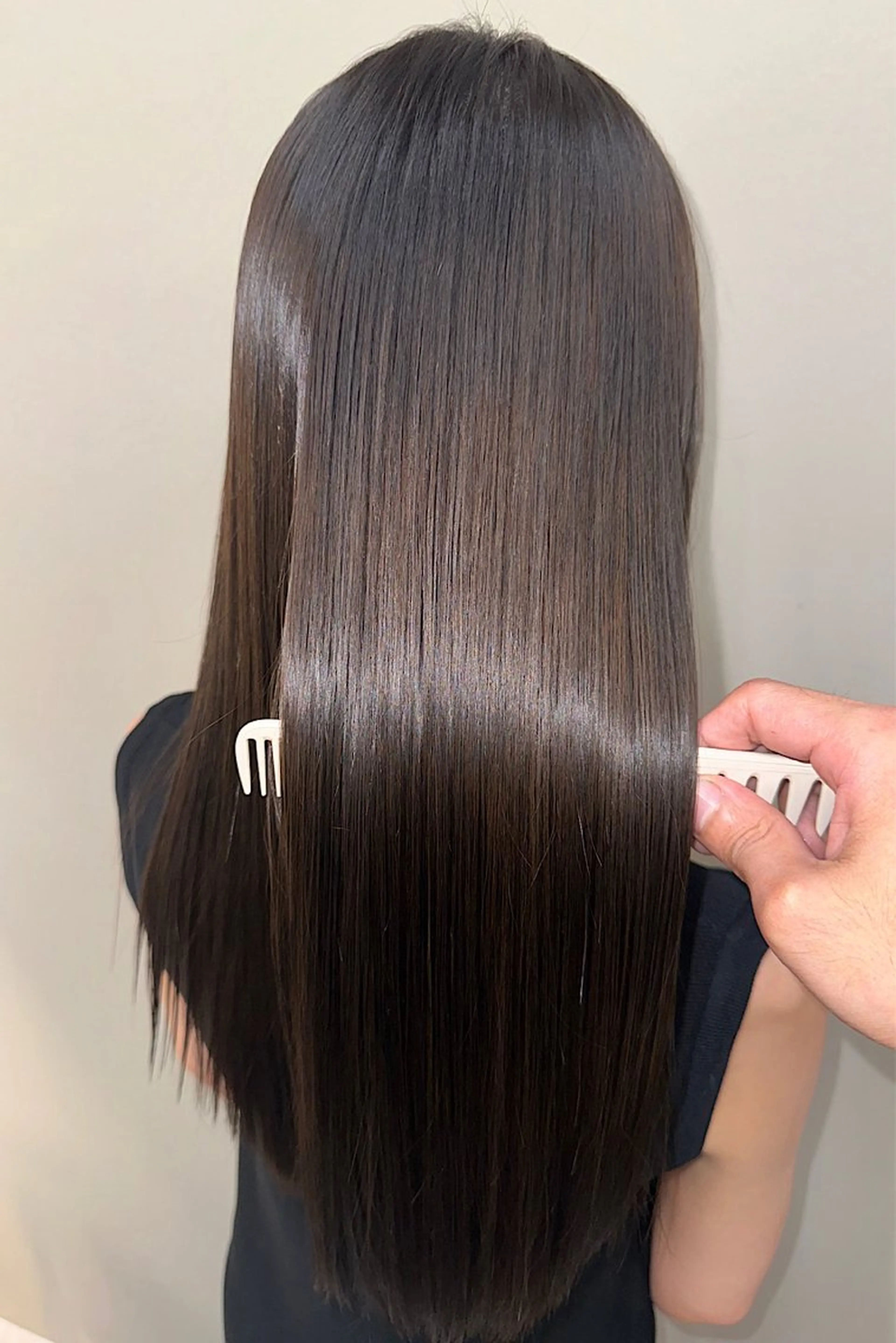 ロング 代表 玉城孝徳のヘアスタイル