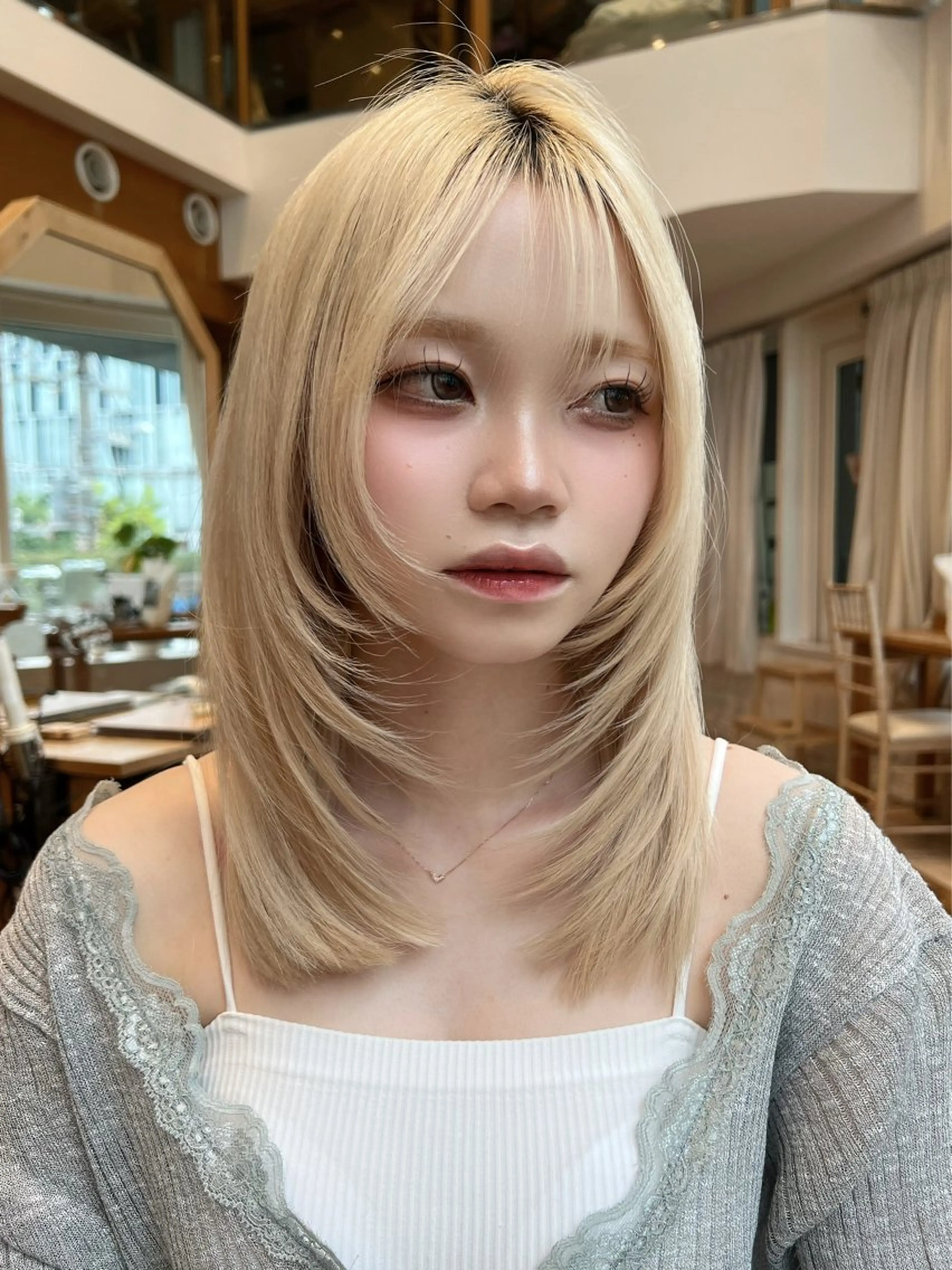 ミディアム カラー 透明感カラー ボブ 小顔カット ヘアカラー 望月威吹/表参道/レ イヤー/似合わせのヘアスタイル
