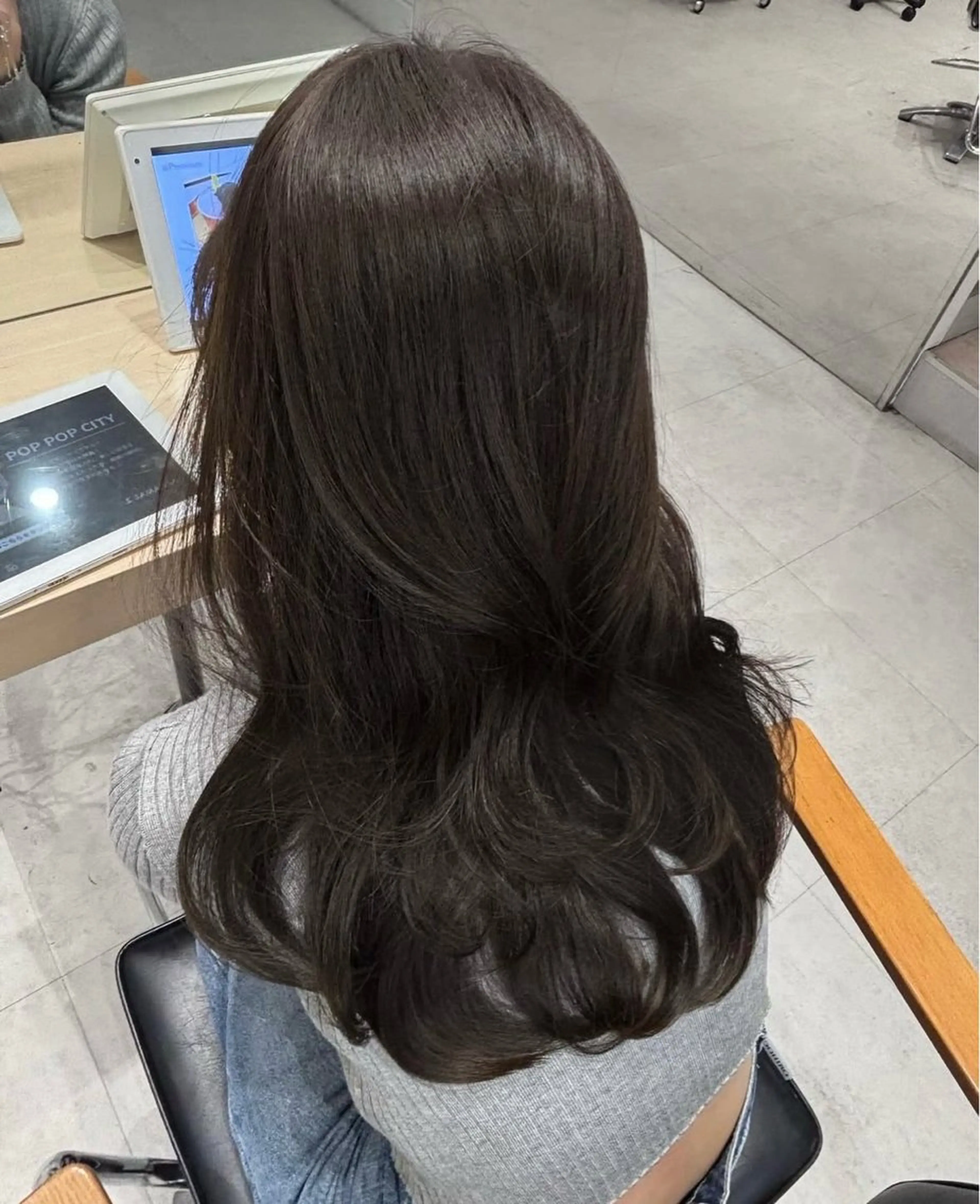カラー SOYON 栄店所属・信山 怜生のヘアスタイル