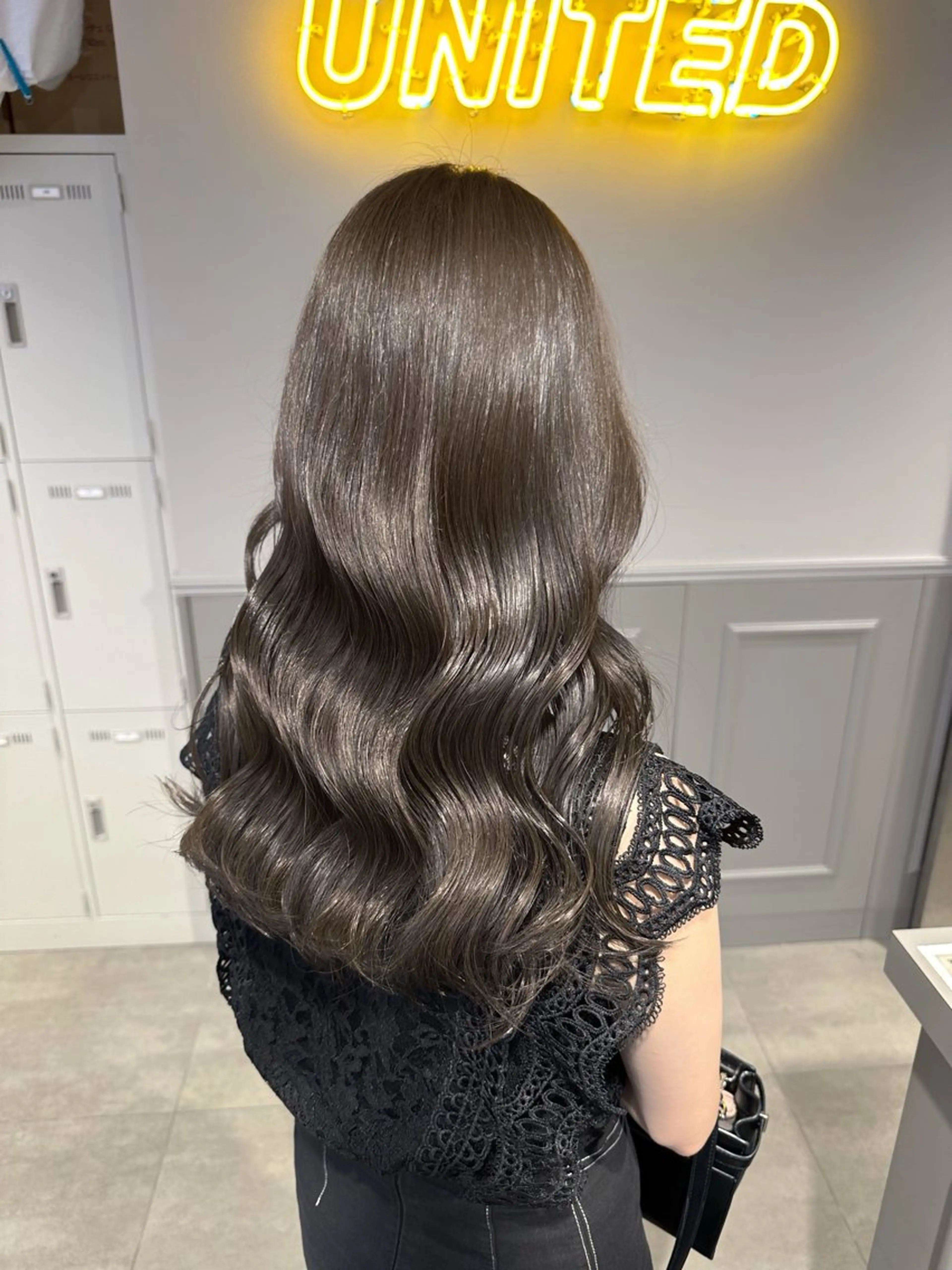 カラー ヘアカラー トリートメント ブリーチ縮毛矯正加藤 赤み無し透明感ヘアのヘアスタイル
