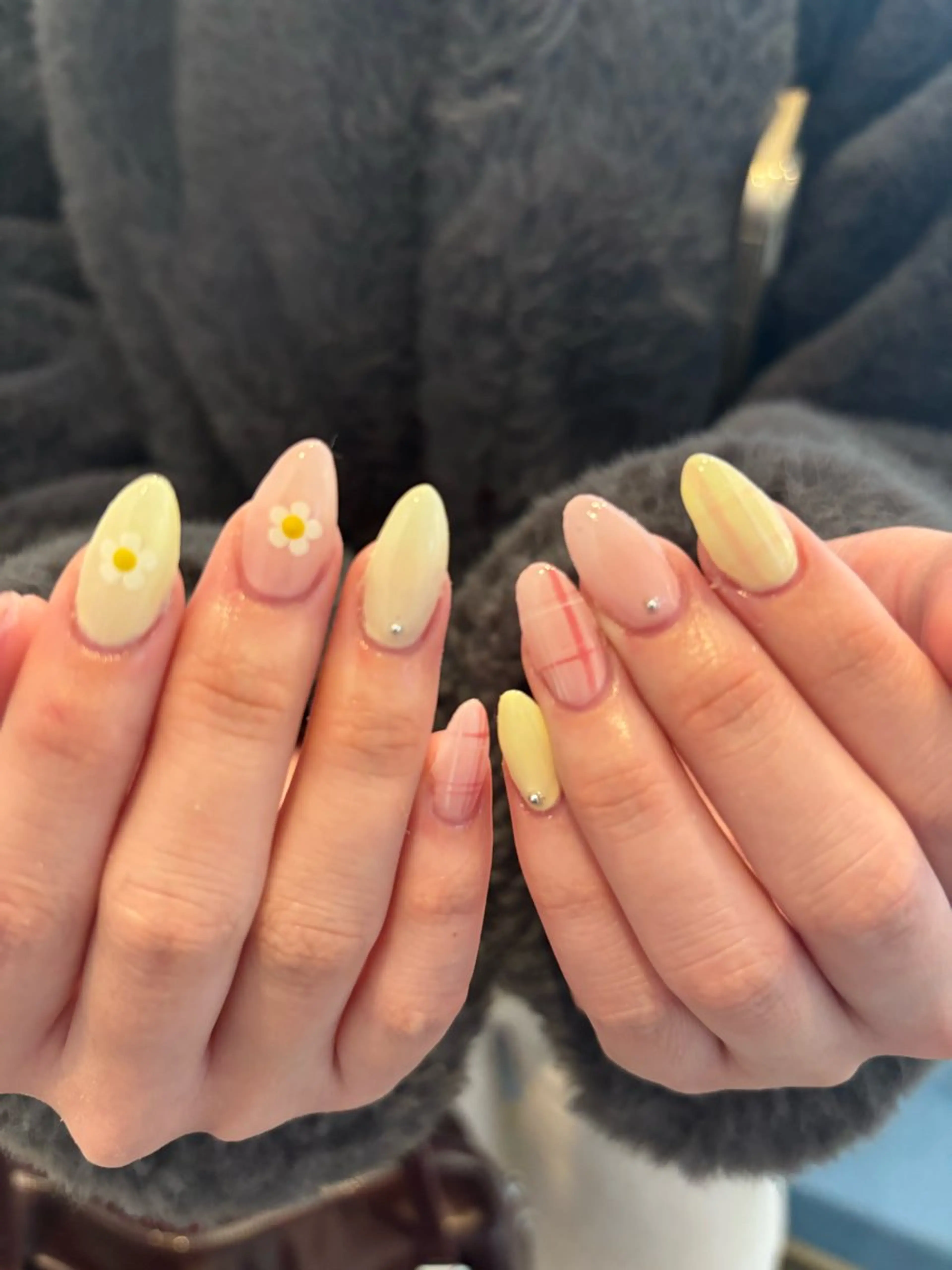 ネイル 春ネイル ハンドネイル さやかNail 堺筋本町🎀🫧のネイルデザイン