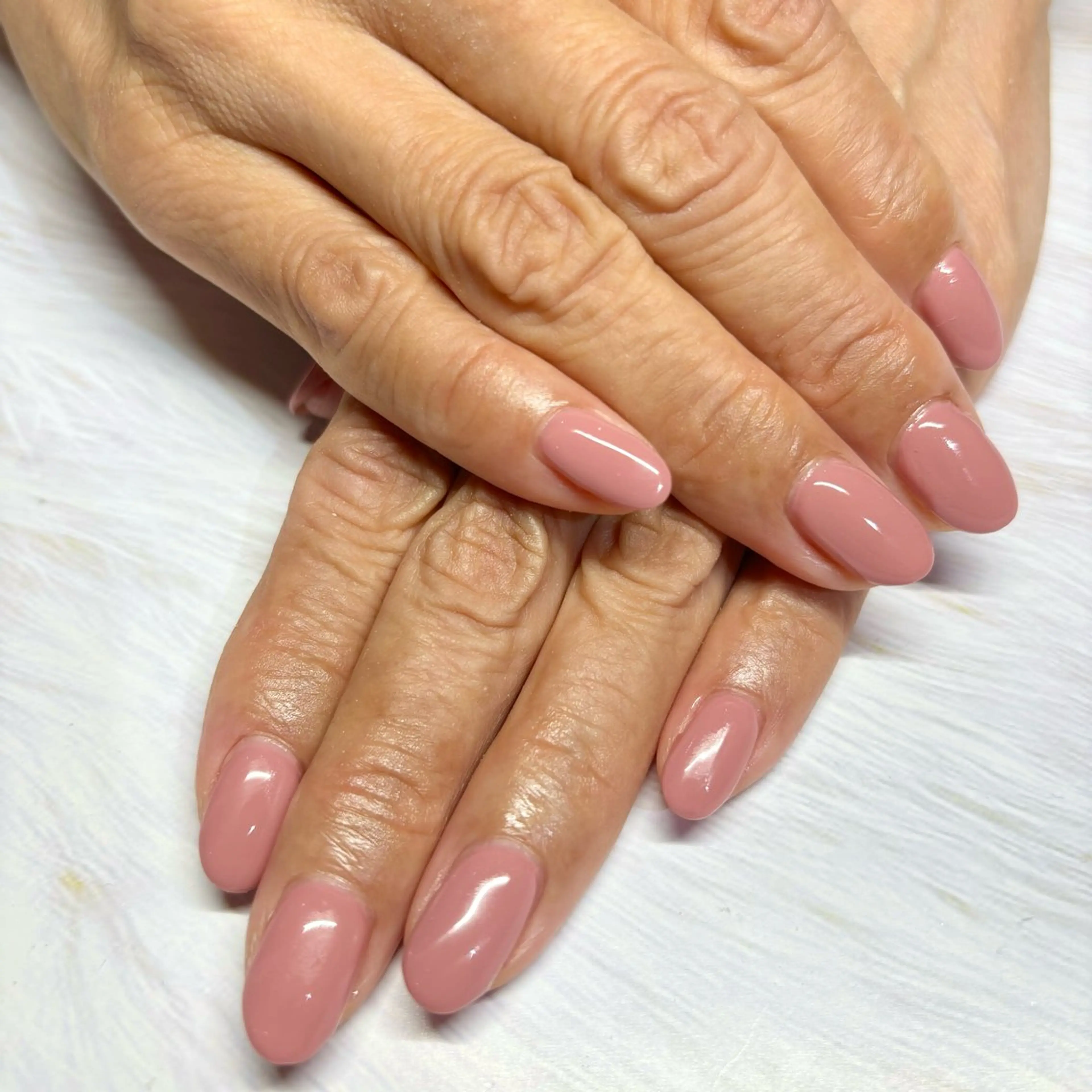 ネイル ピンク シンプルネイル 上村 奈那のネイルデザイン