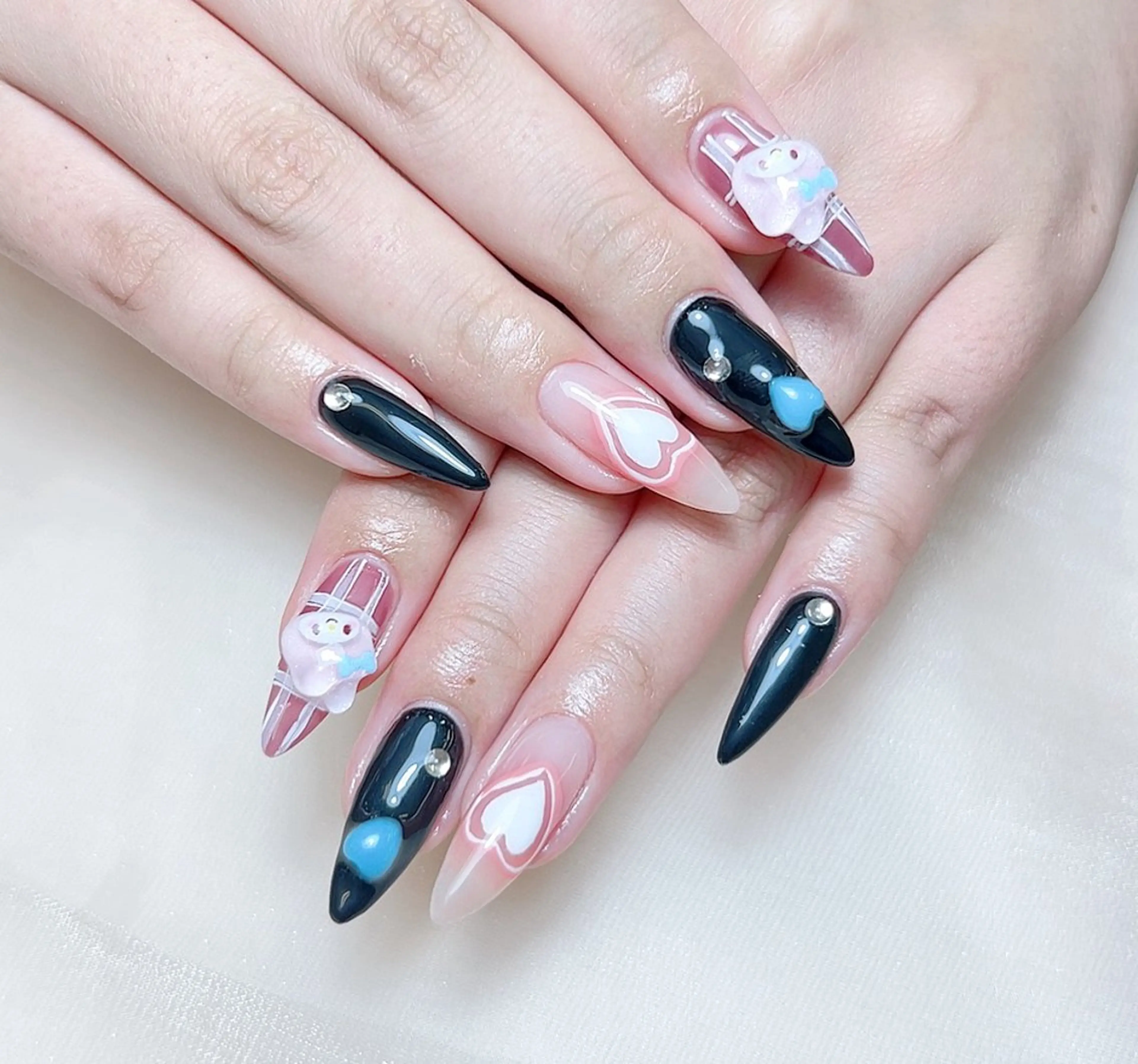 ネイル ハンドネイル M🌷nail 長さだし専門店のネイルデザイン